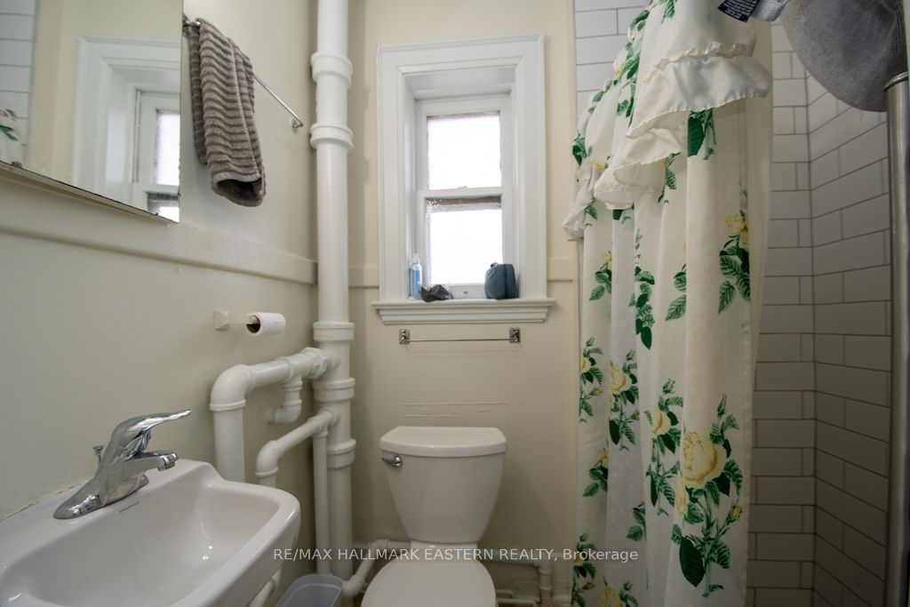 813 Water Street Property Photo 36