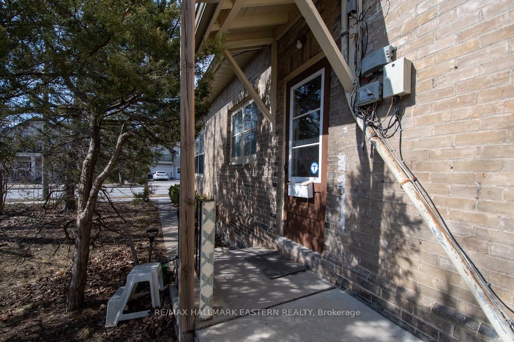 813 Water Street Property Photo 40
