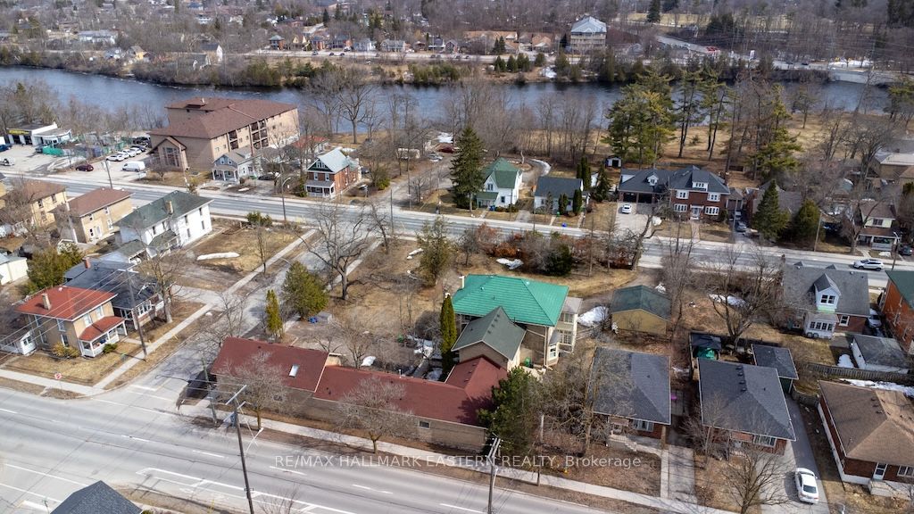 813 Water Street Property Photo 46