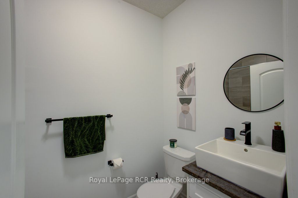 137 Walsh Street Property Photo 15