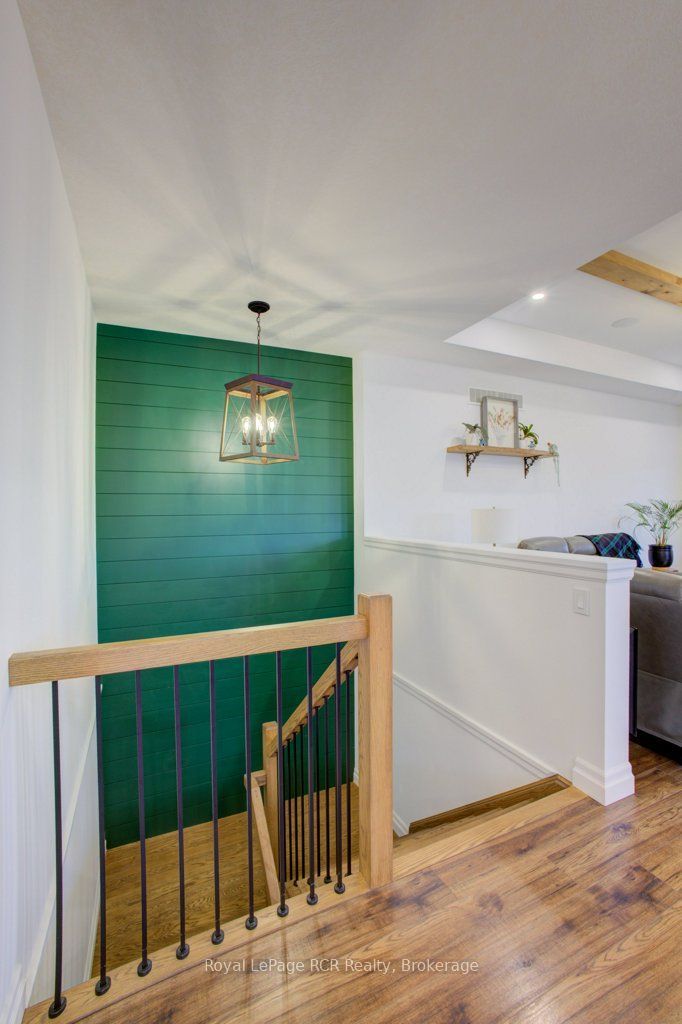 137 Walsh Street Property Photo 20