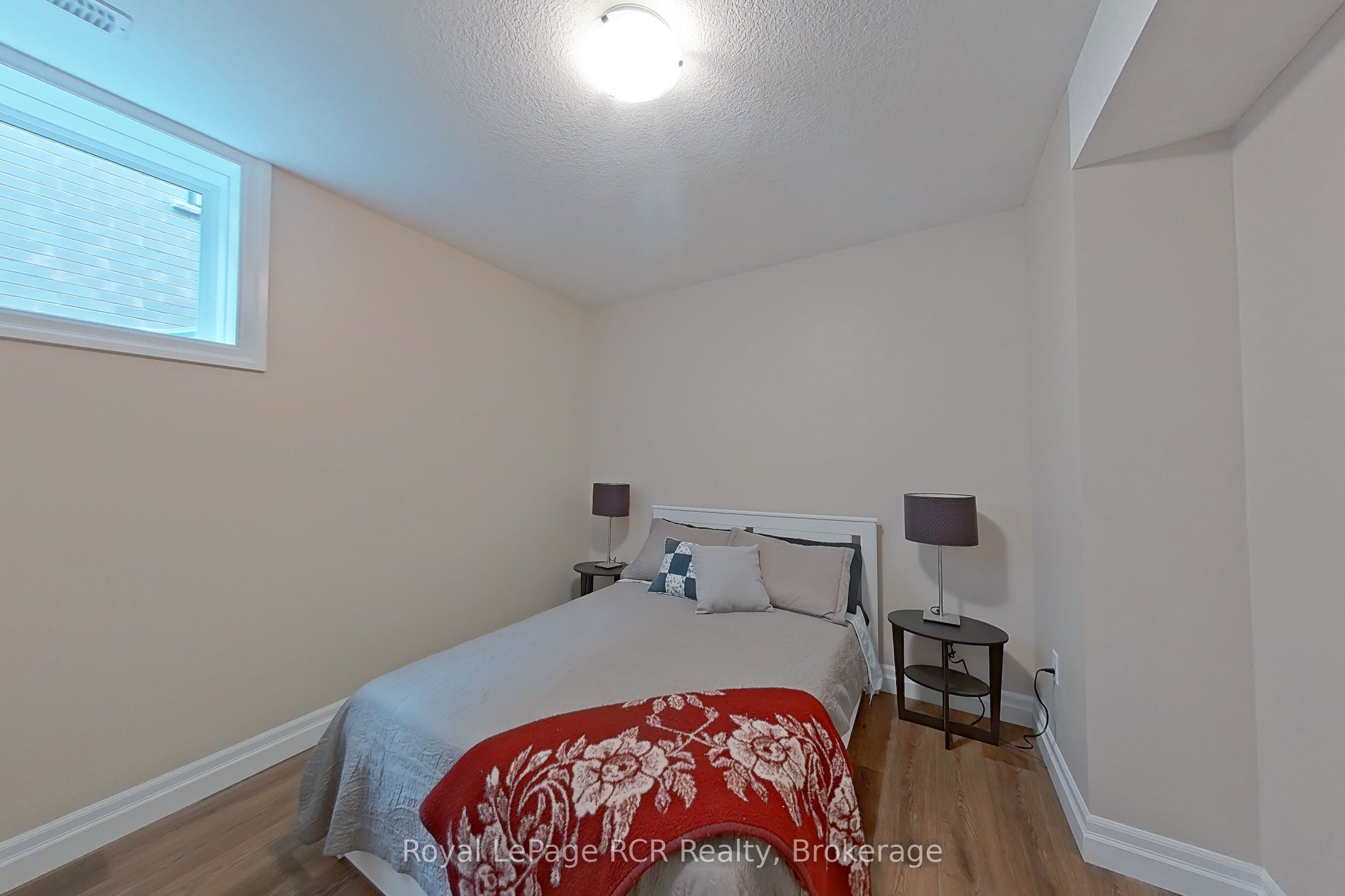 137 Walsh Street Property Photo 23