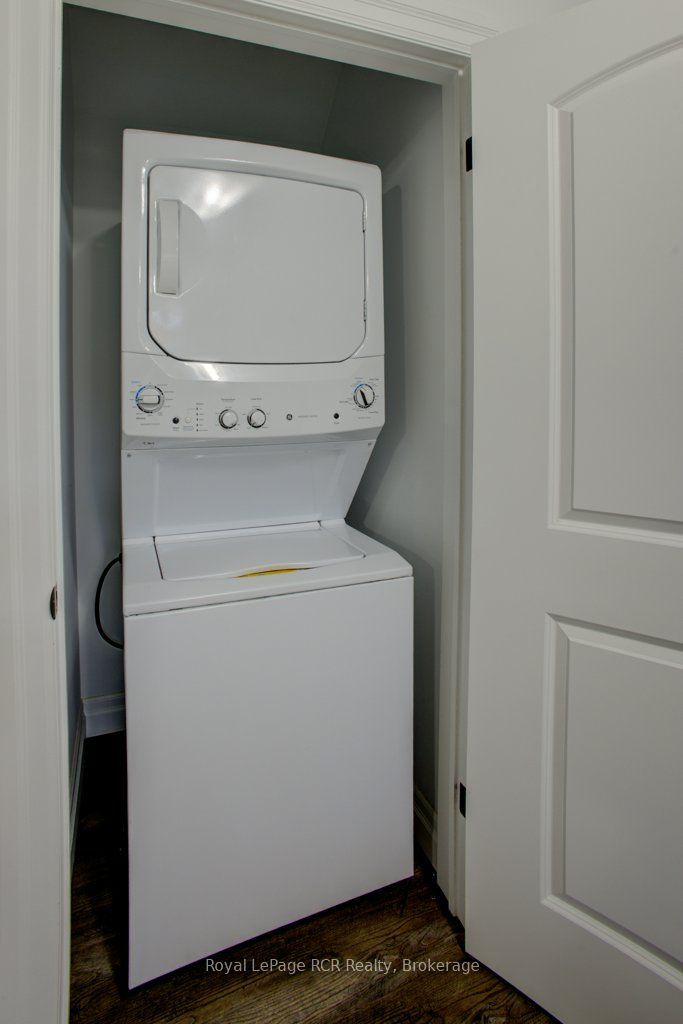 137 Walsh Street Property Photo 29