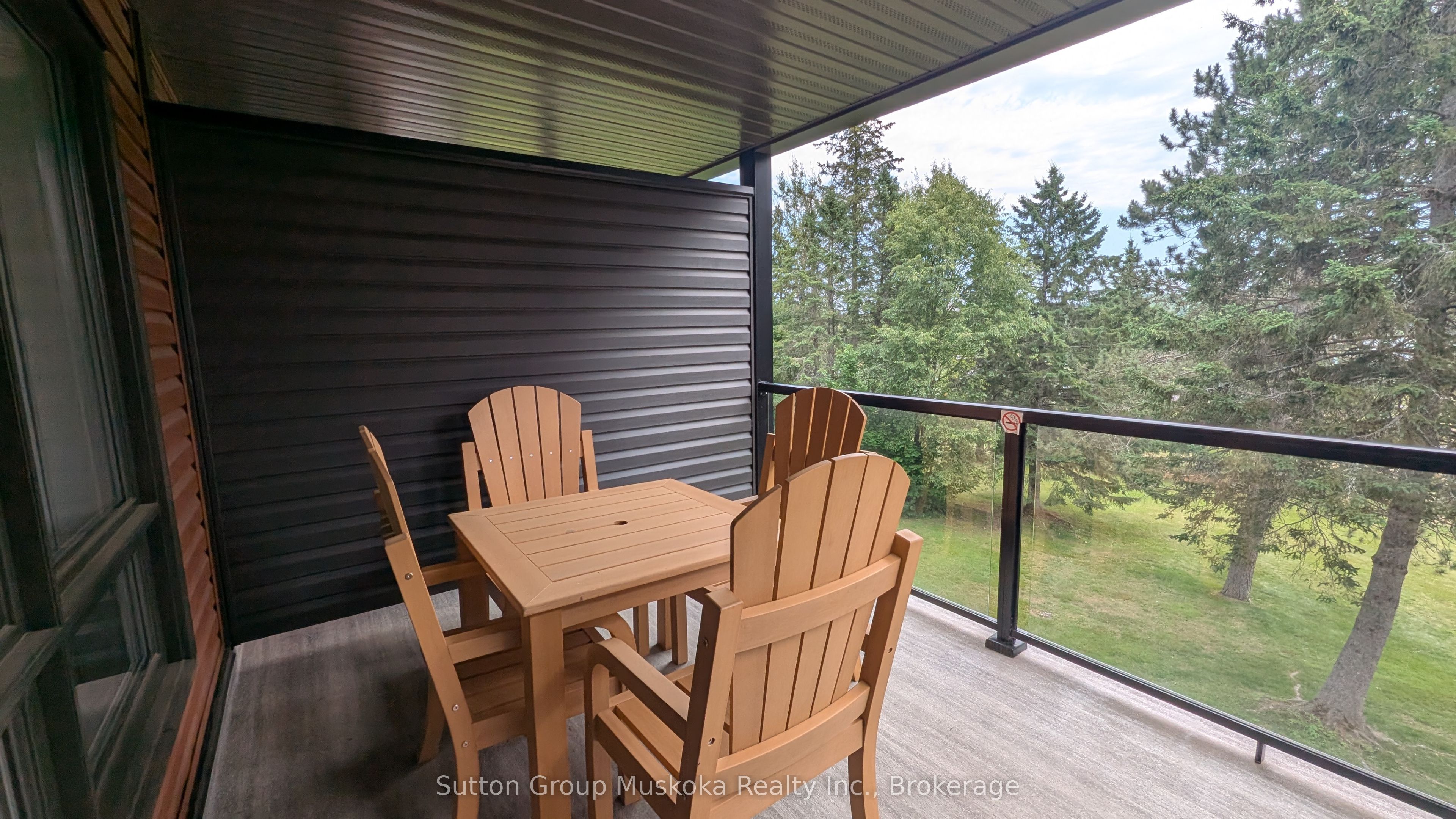 52-205 Deerhurst Drive Property Photo 12