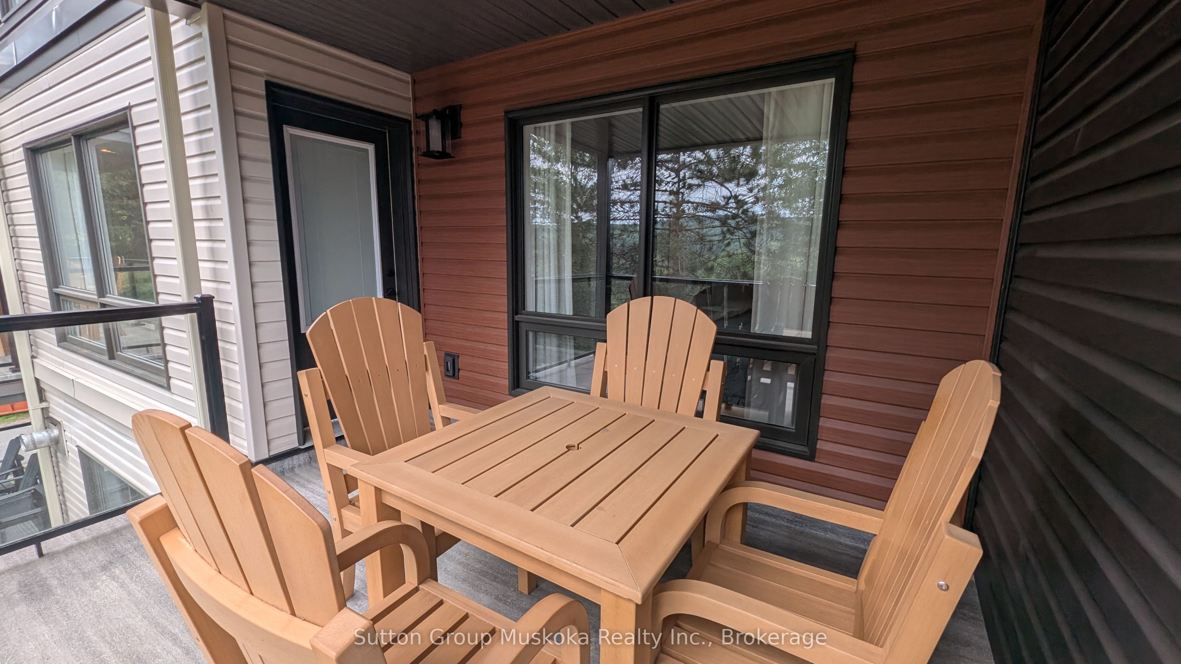 52-205 Deerhurst Drive Property Photo 14