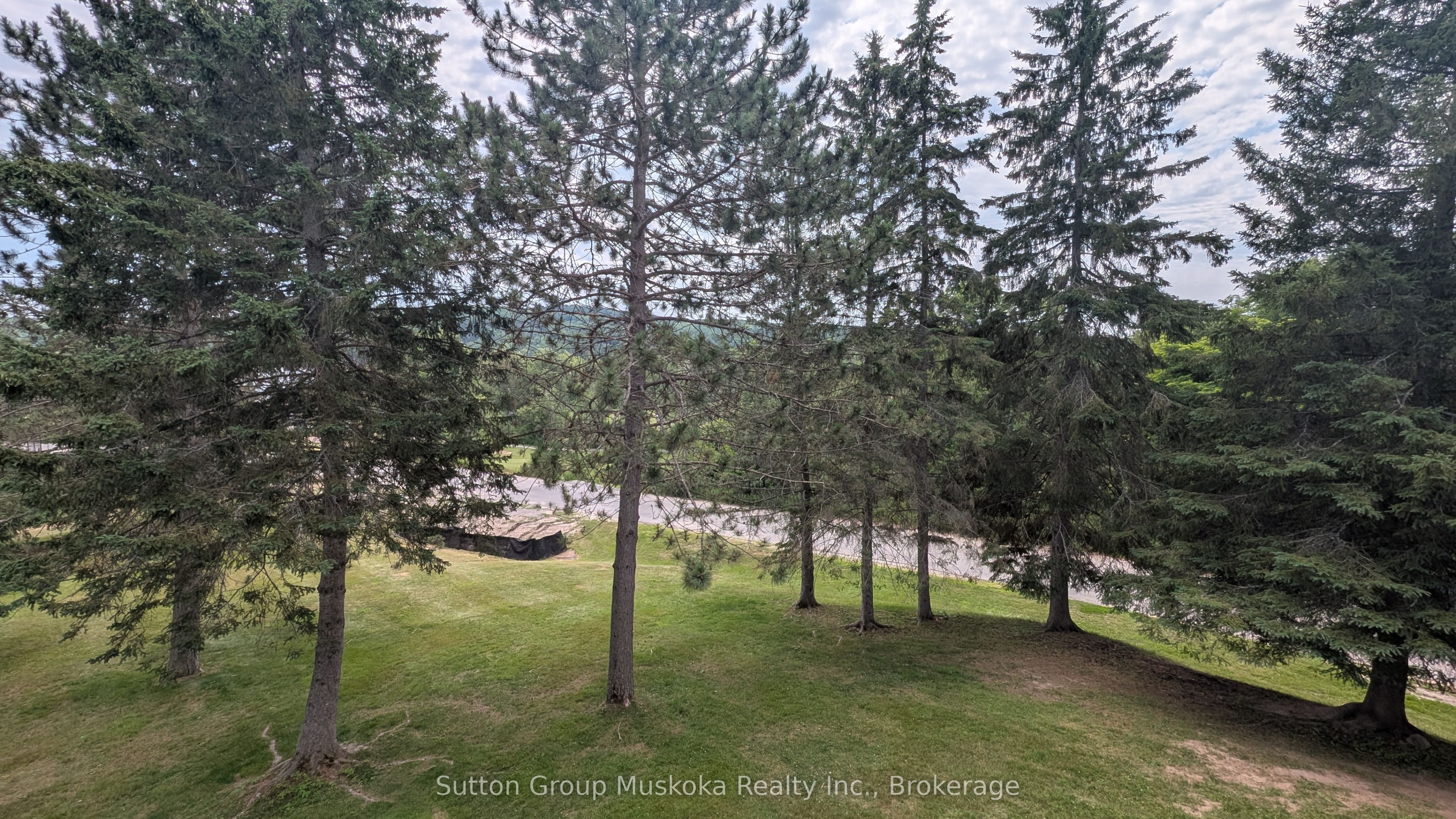 52-205 Deerhurst Drive Property Photo 17