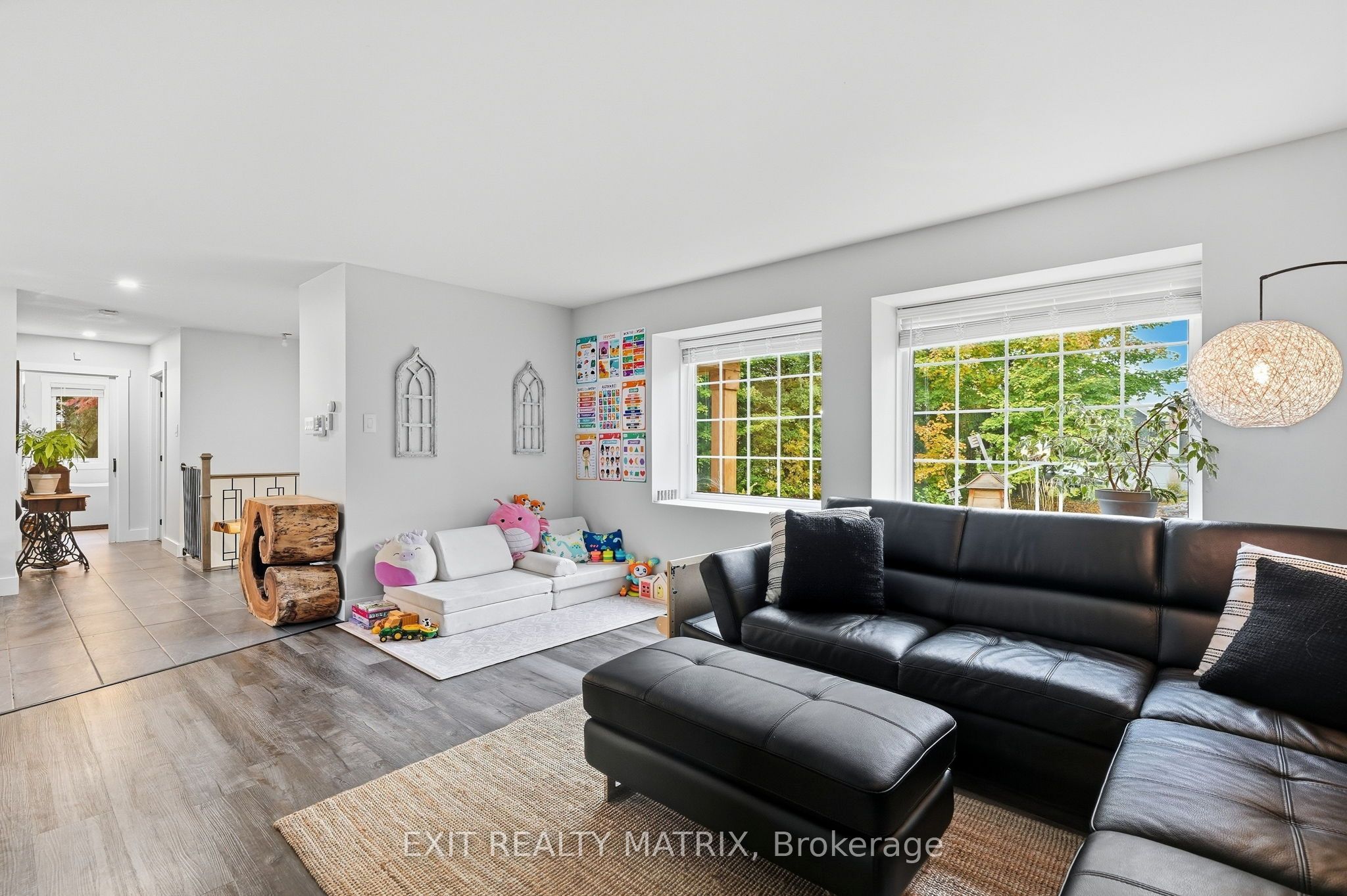 710 Du Parc Road Property Photo 8