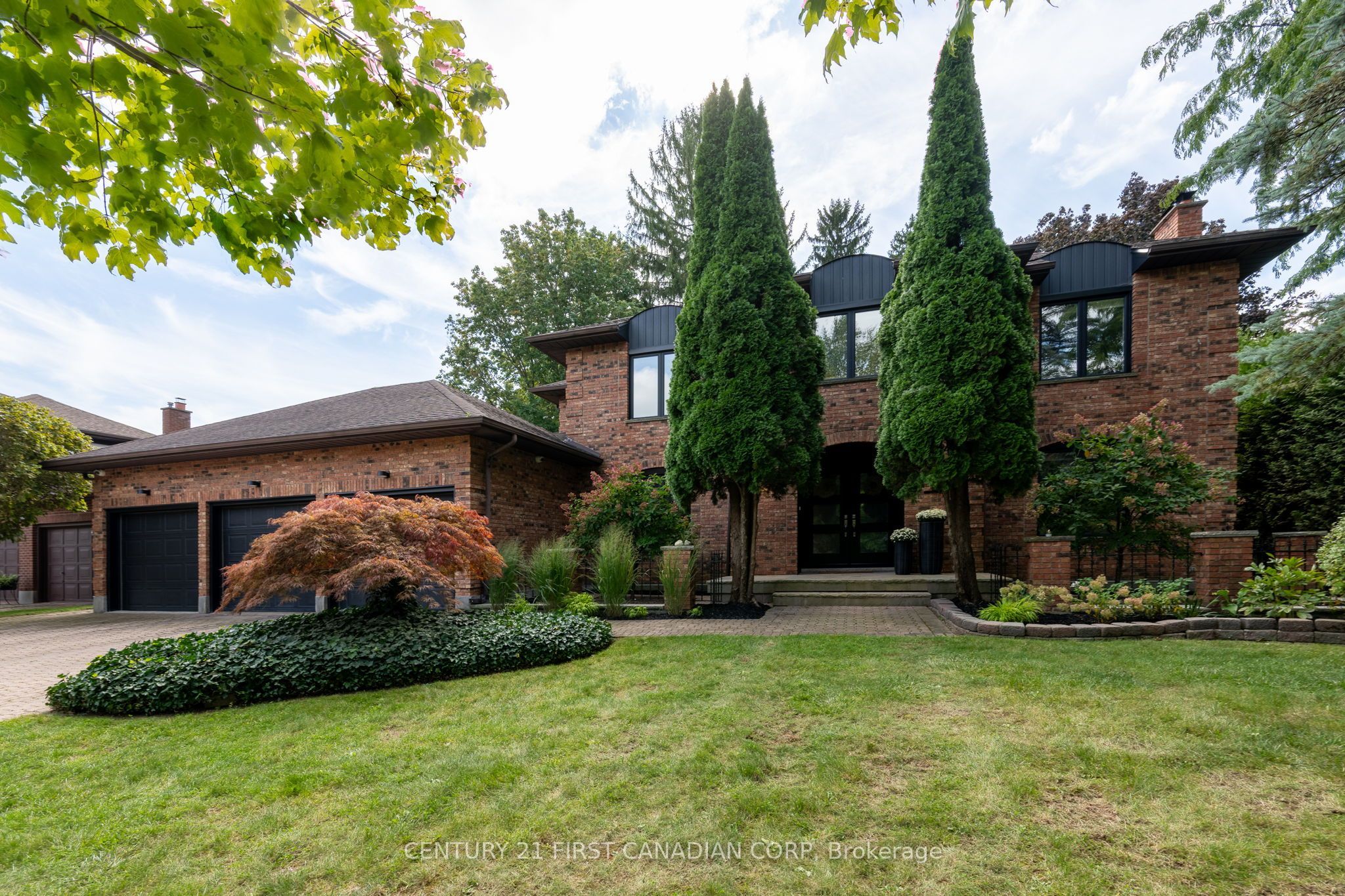 86 Tobin Court Property Photo 1