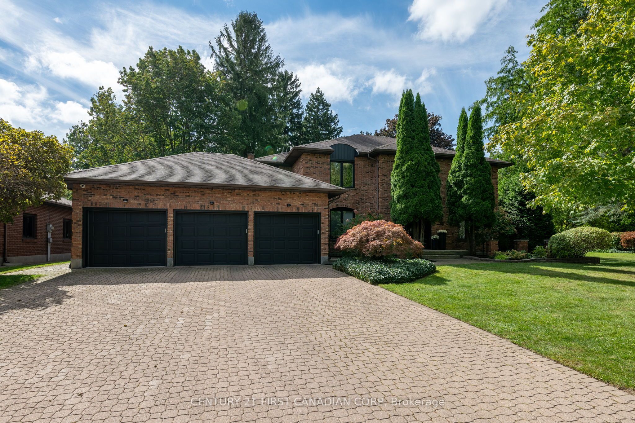 86 Tobin Court Property Photo 3