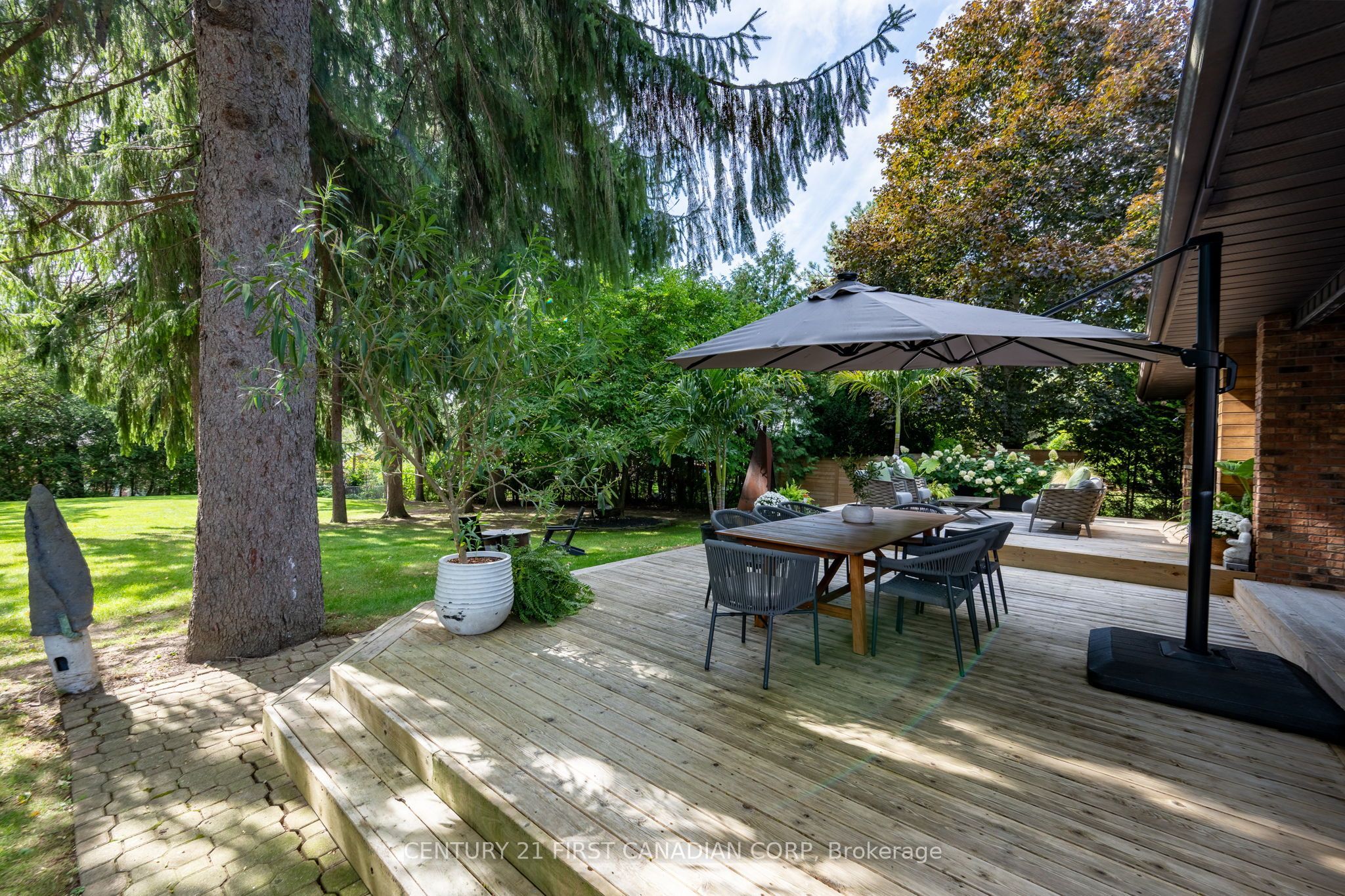 86 Tobin Court Property Photo 10