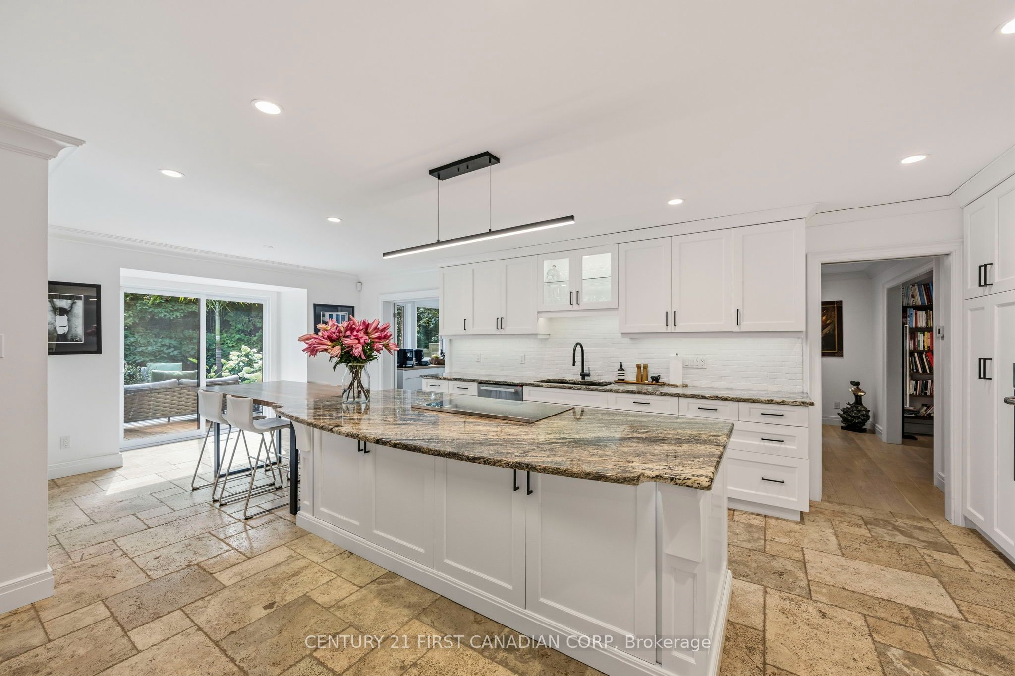 86 Tobin Court Property Photo 27