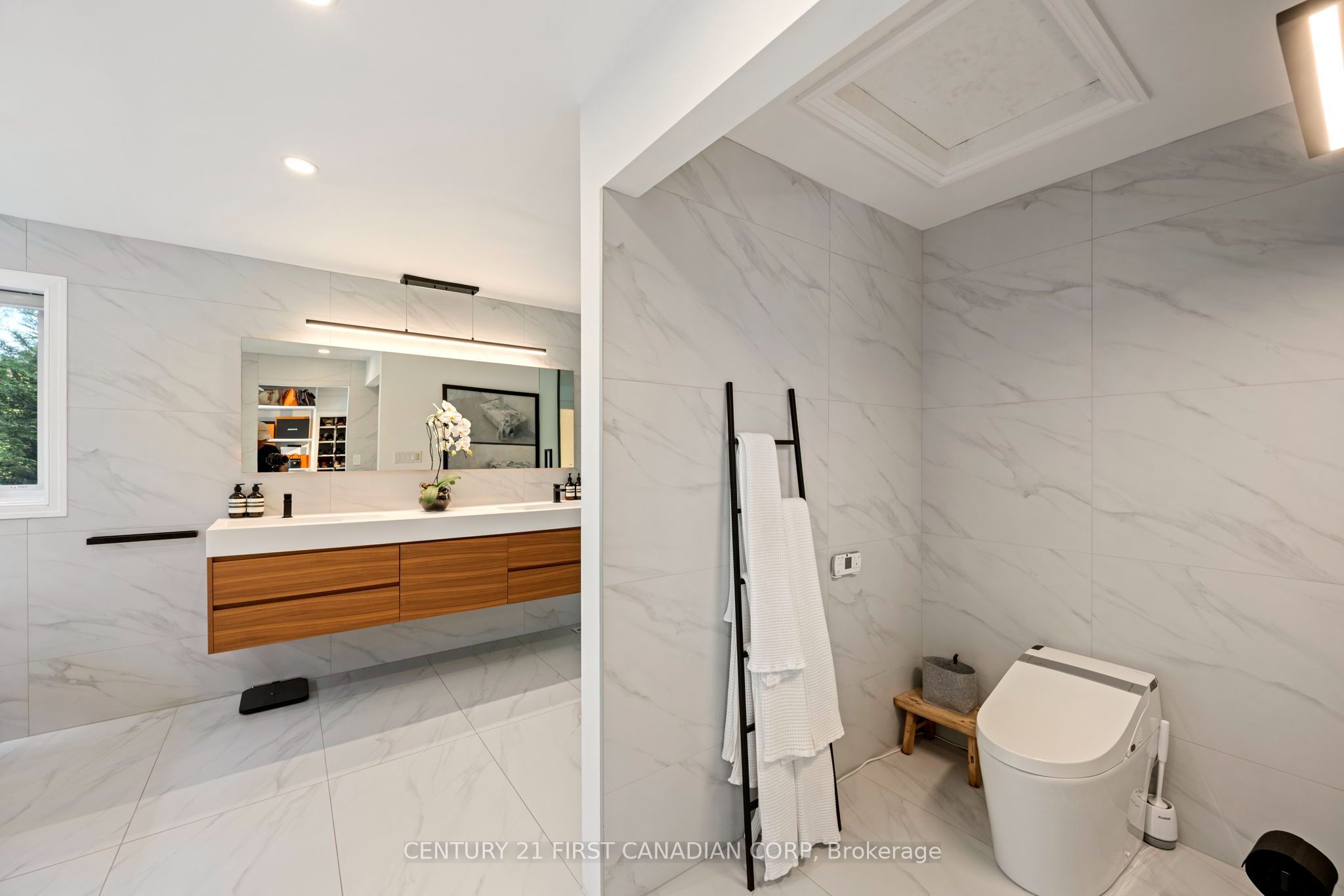 86 Tobin Court Property Photo 45