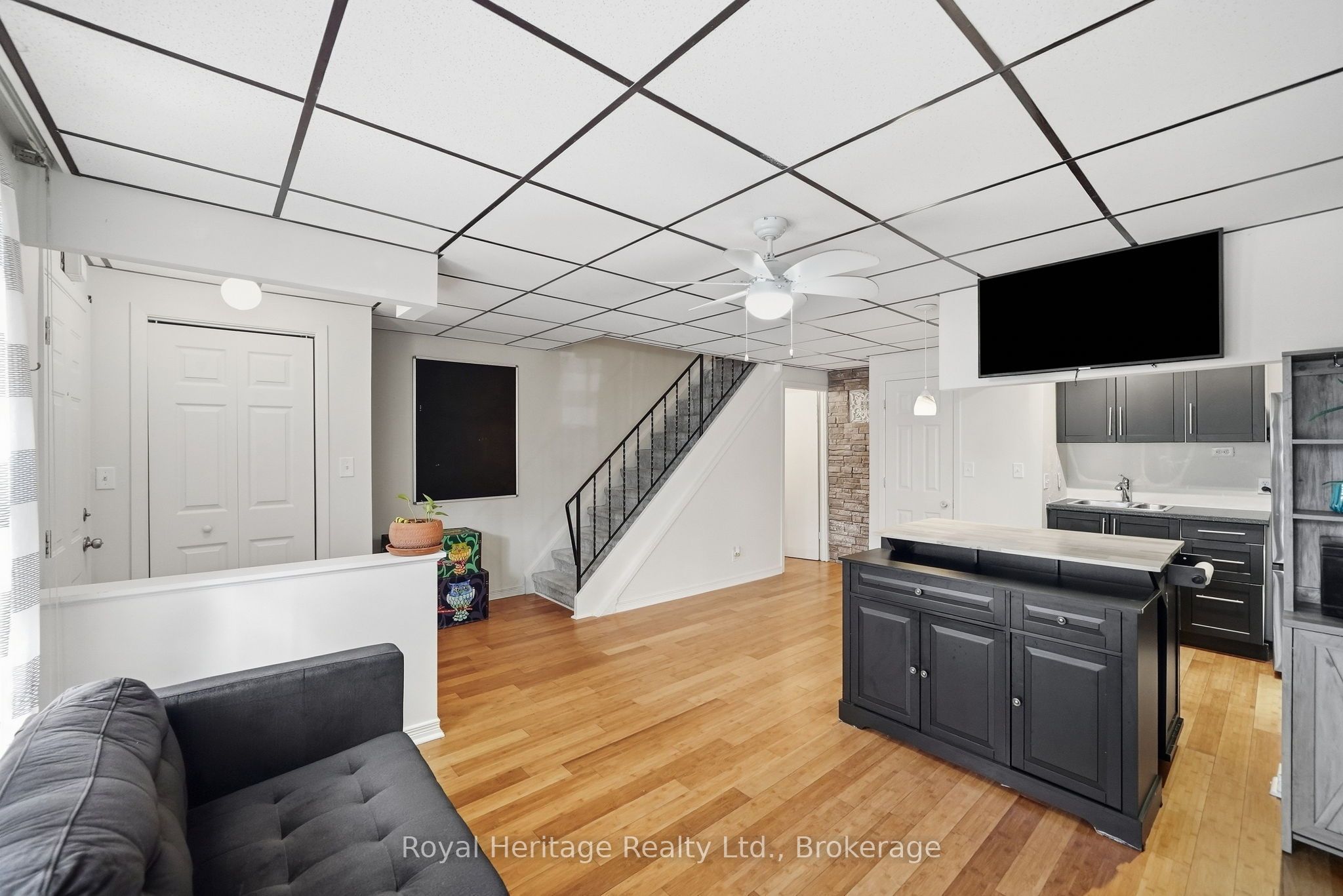 162 Cromwell Street 13 Property Photo 6