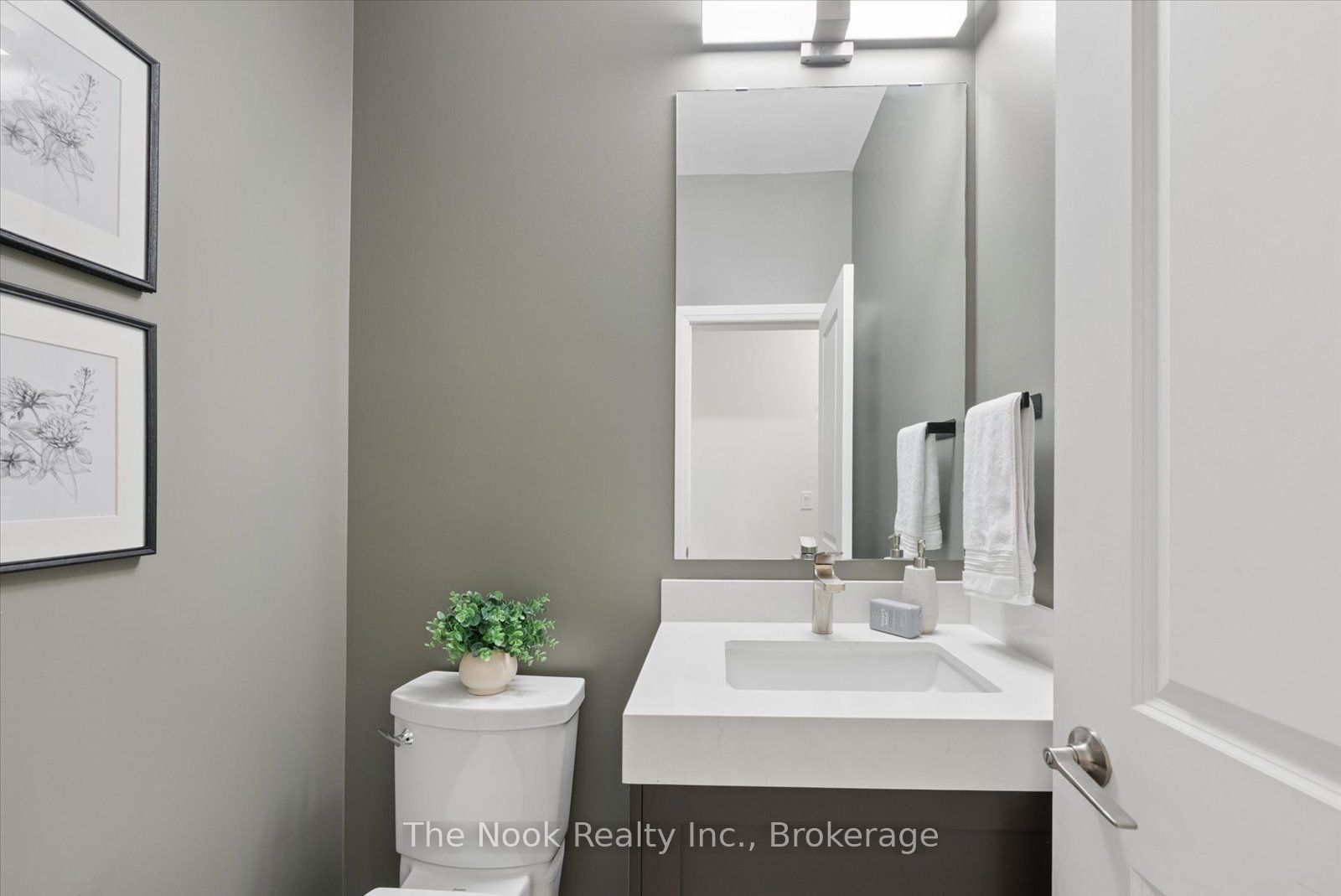 19 West Street N 16 Property Photo 14