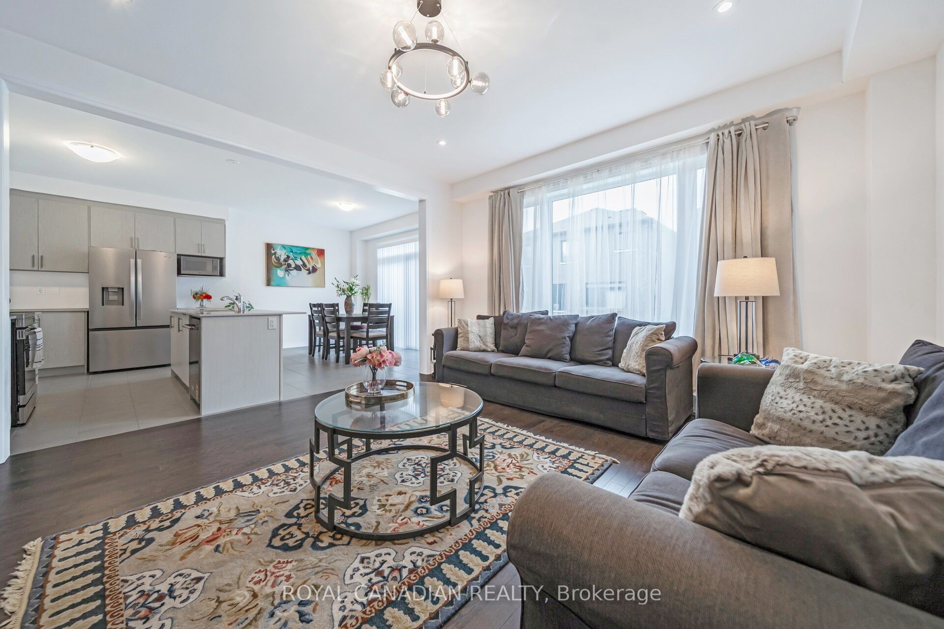 87 Soules Square Property Photo 17
