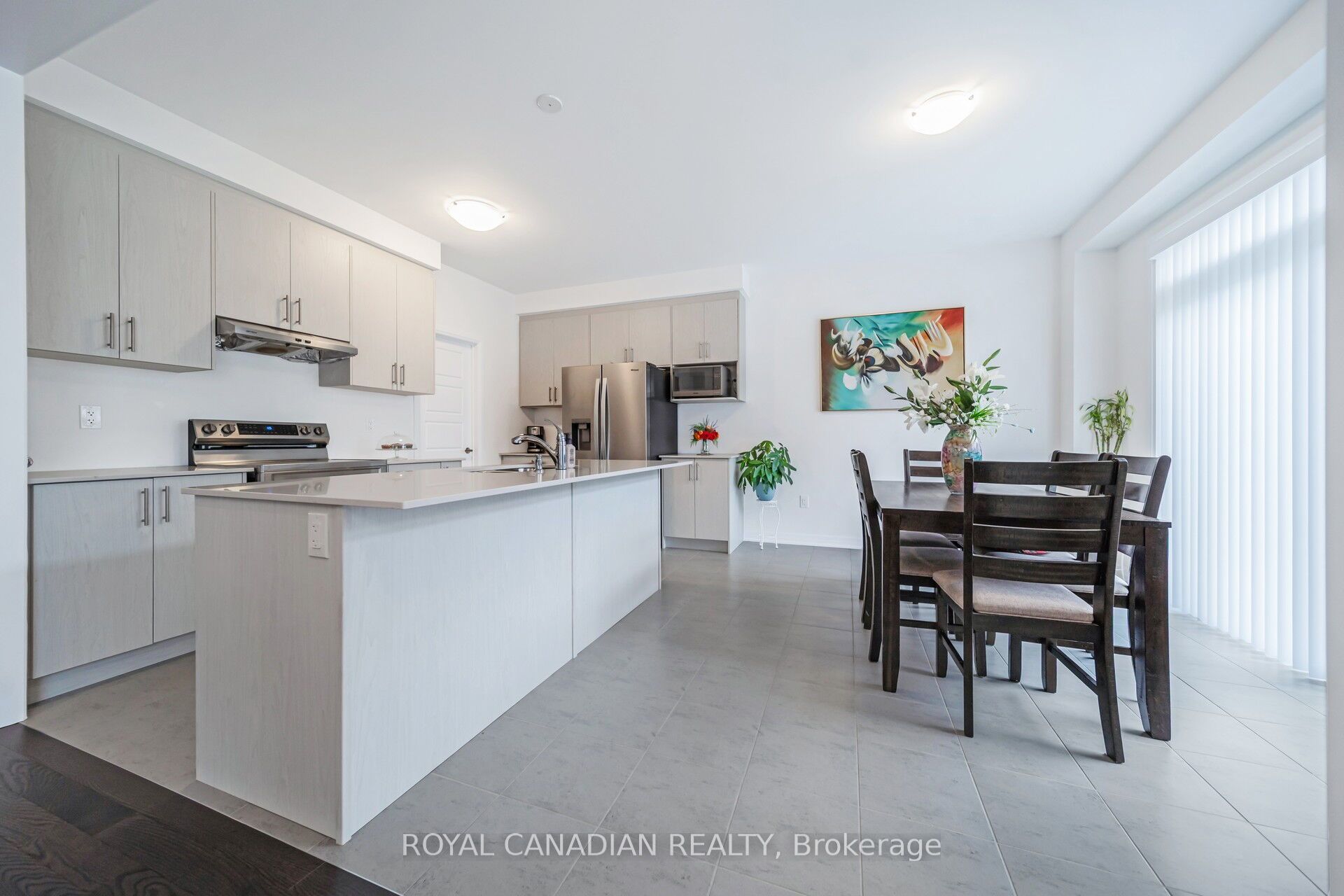87 Soules Square Property Photo 19