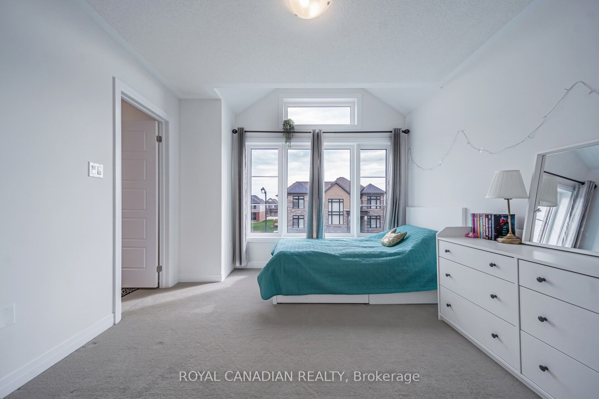87 Soules Square Property Photo 29
