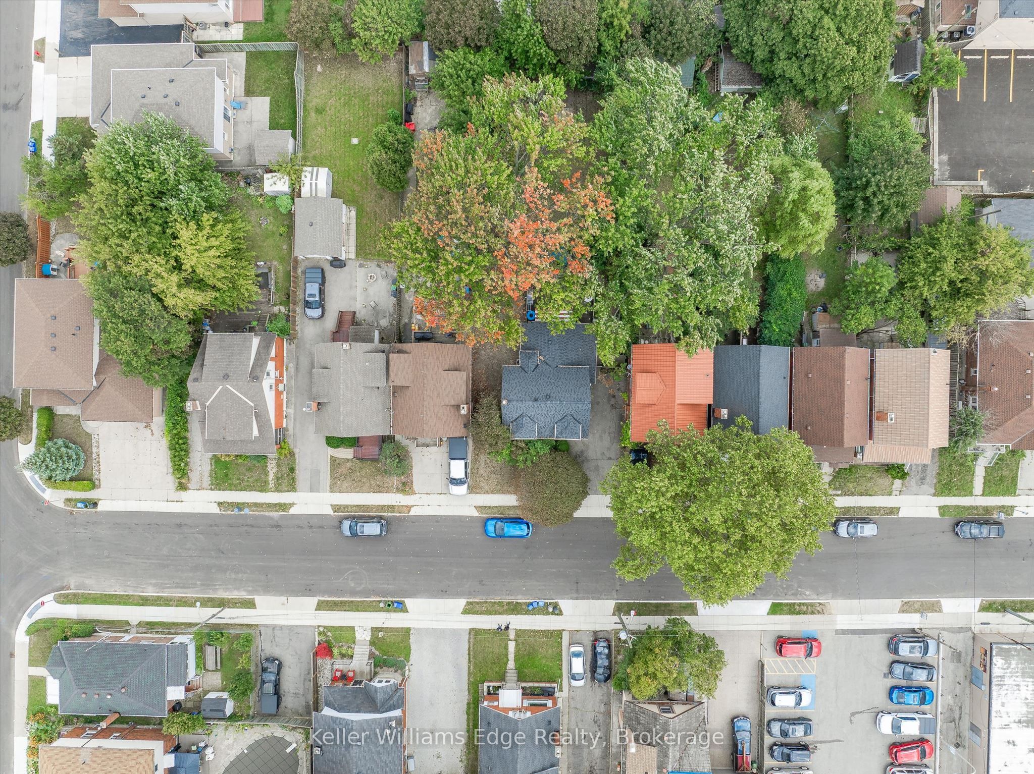 24 Brucedale Avenue W Property Photo 8
