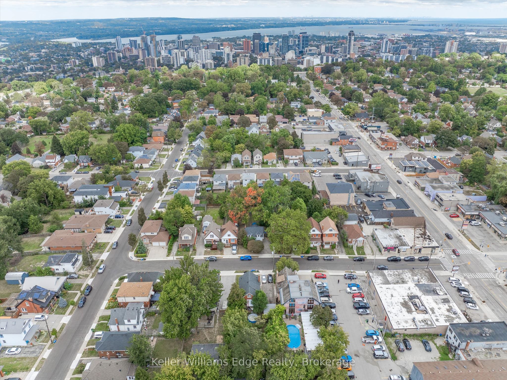 24 Brucedale Avenue W Property Photo 10