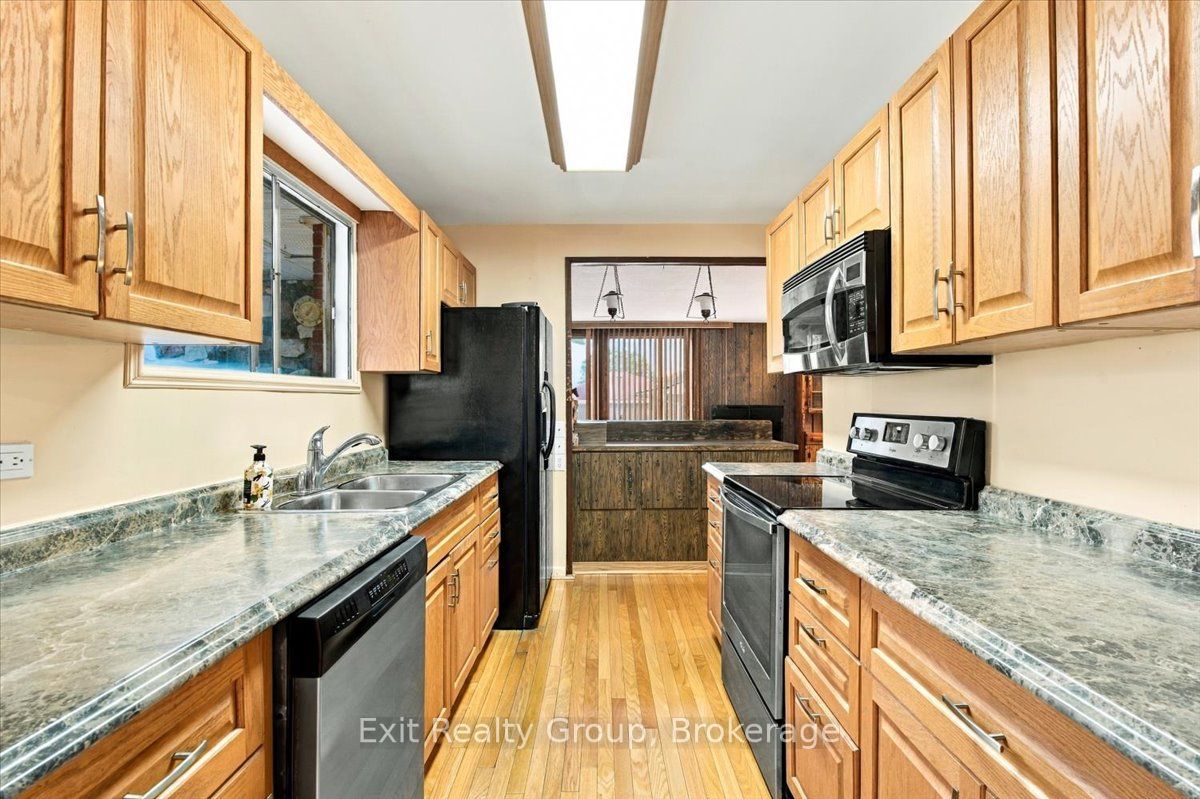 102 Orchard Drive Property Photo 8