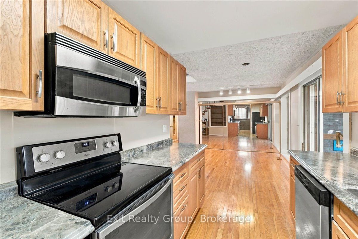 102 Orchard Drive Property Photo 9