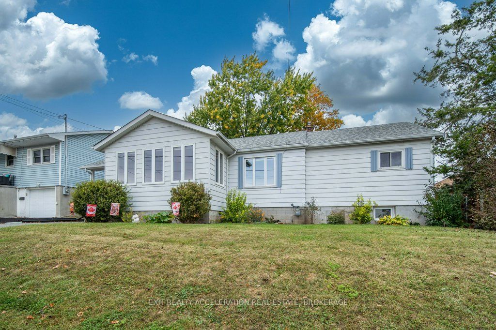 66 North Park Gardens Property Photo 4