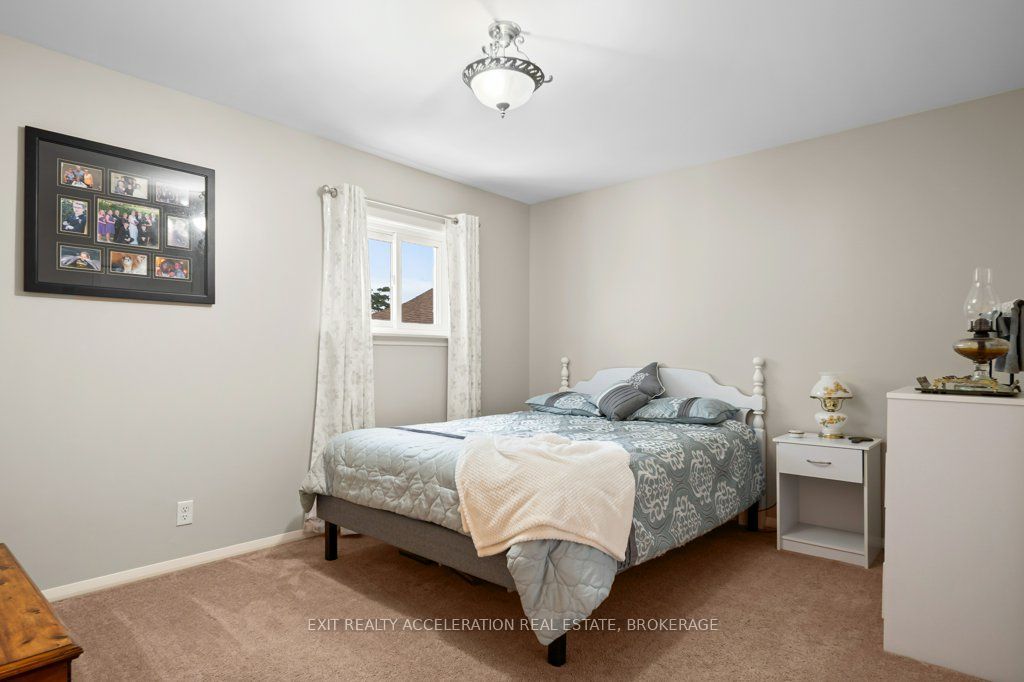 66 North Park Gardens Property Photo 24