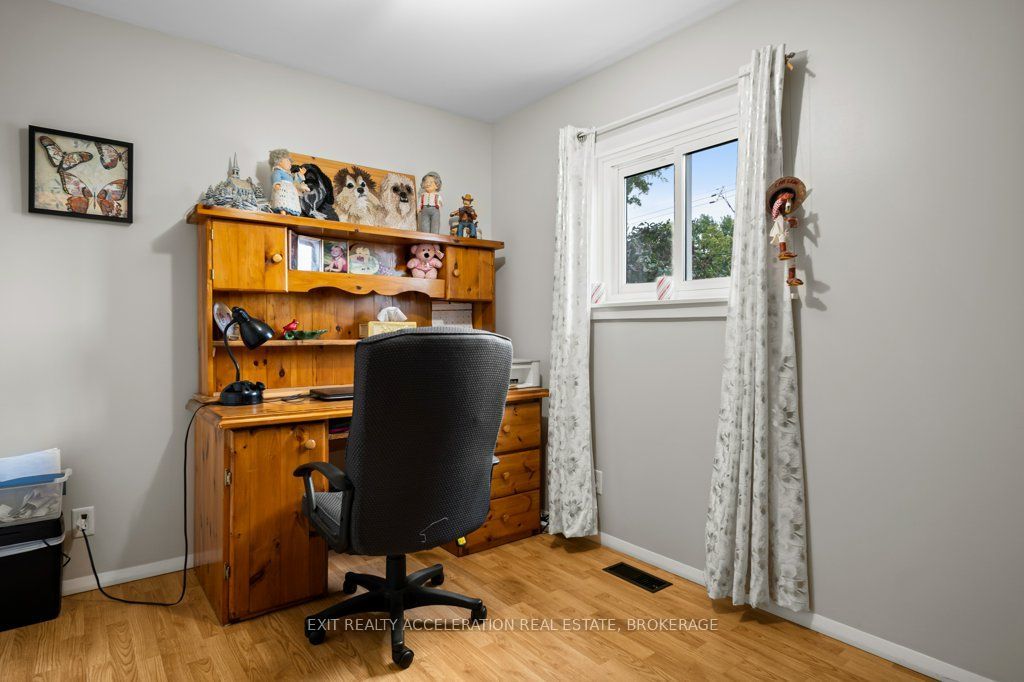 66 North Park Gardens Property Photo 26