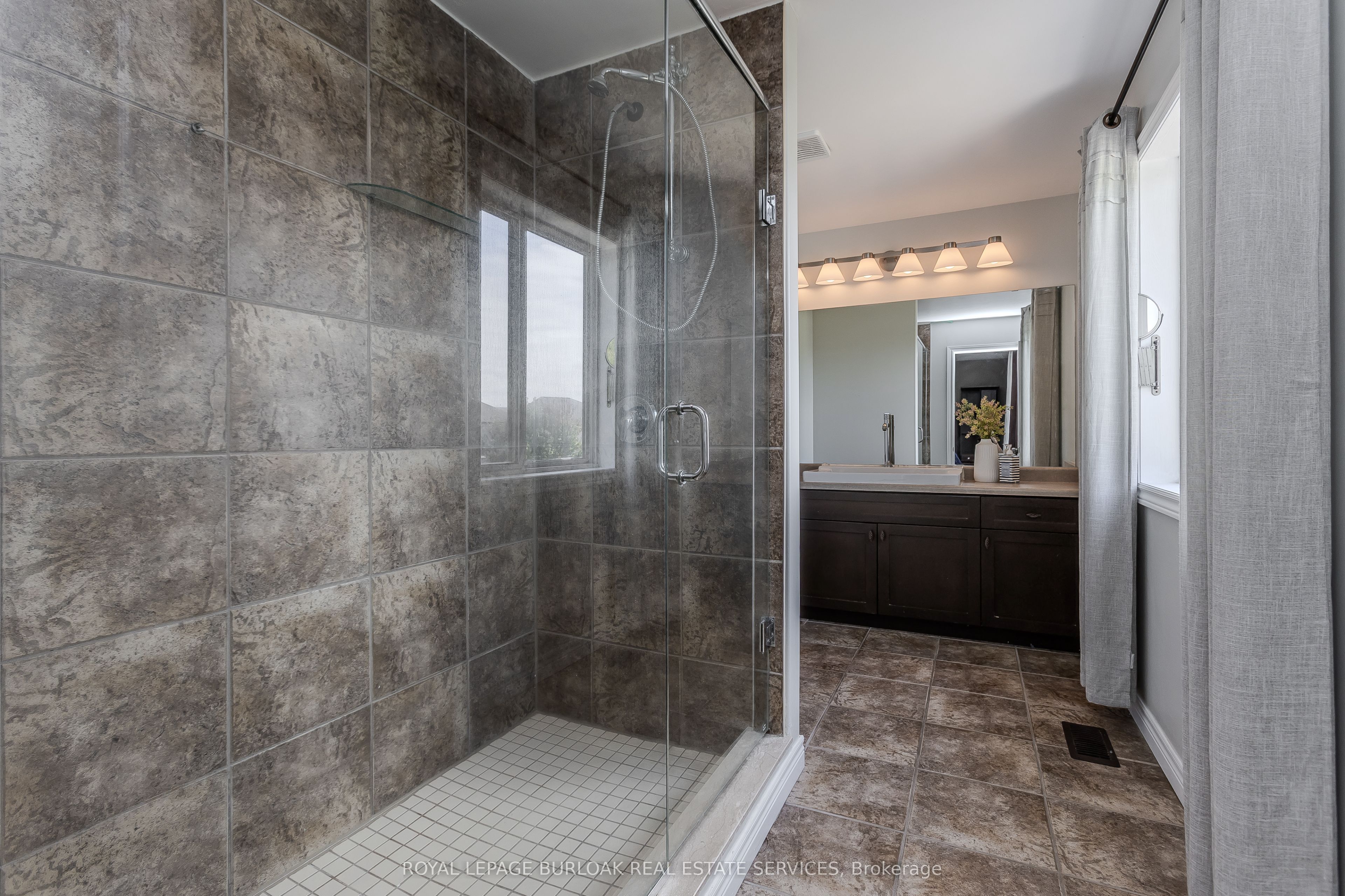 32 Great Oak Trail Property Photo 19