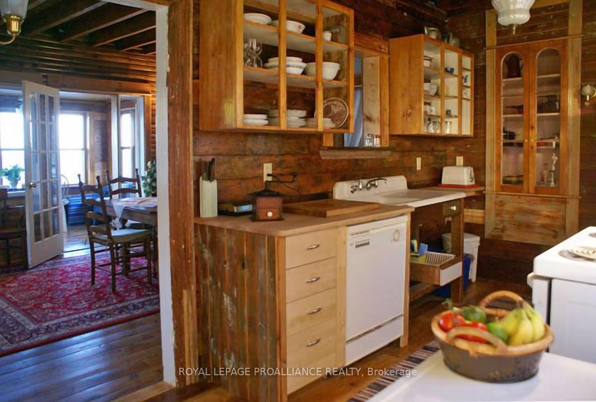 20 West Street Property Photo 5