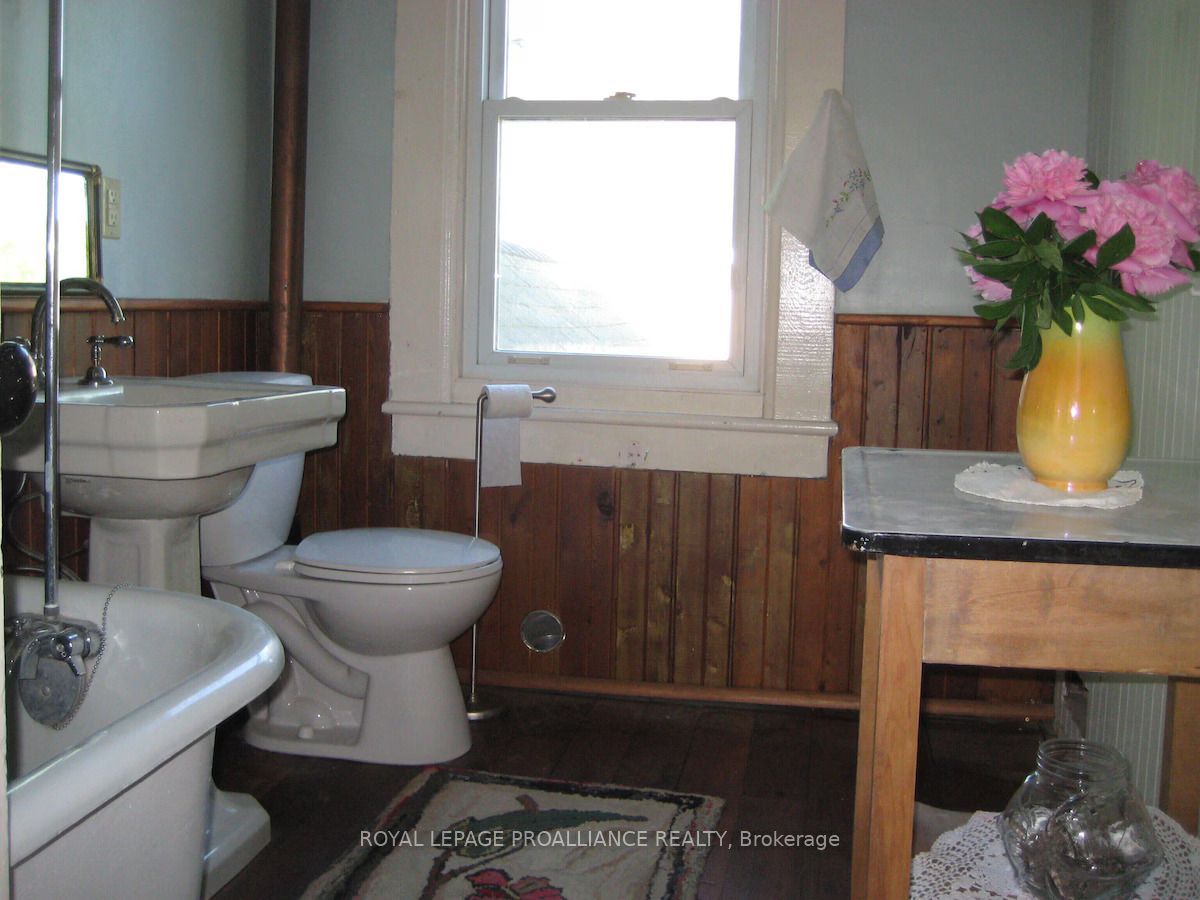 20 West Street Property Photo 14