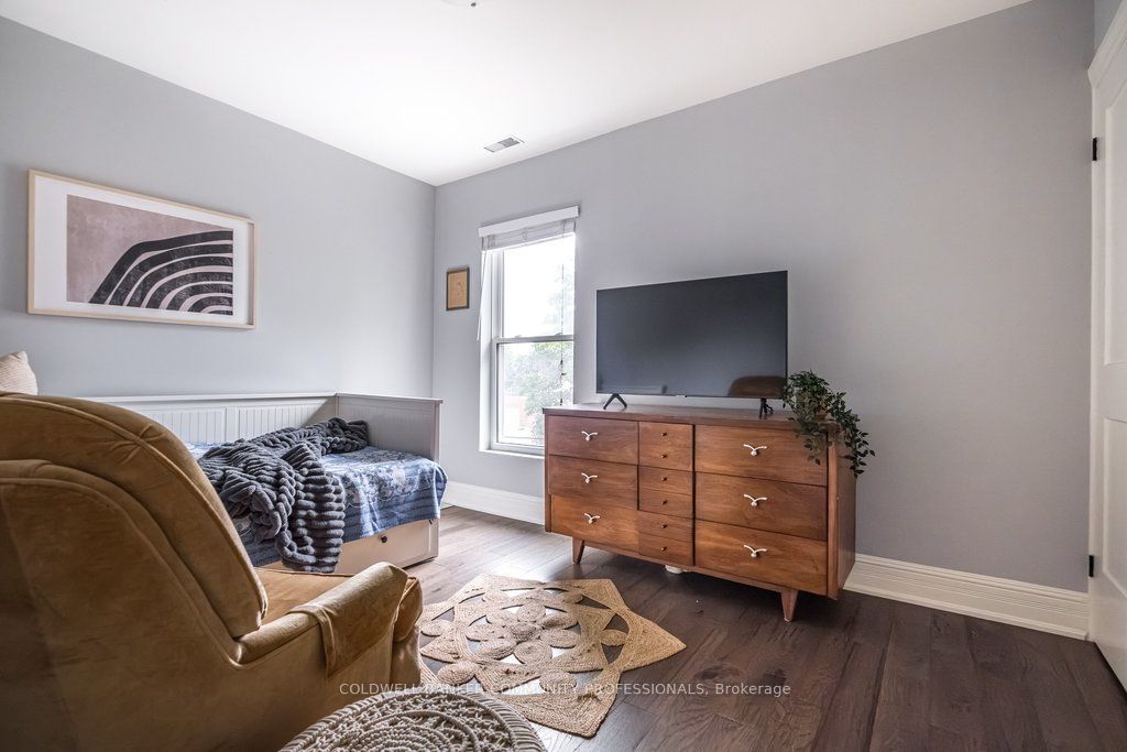 132 Herkimer Street Property Photo 35