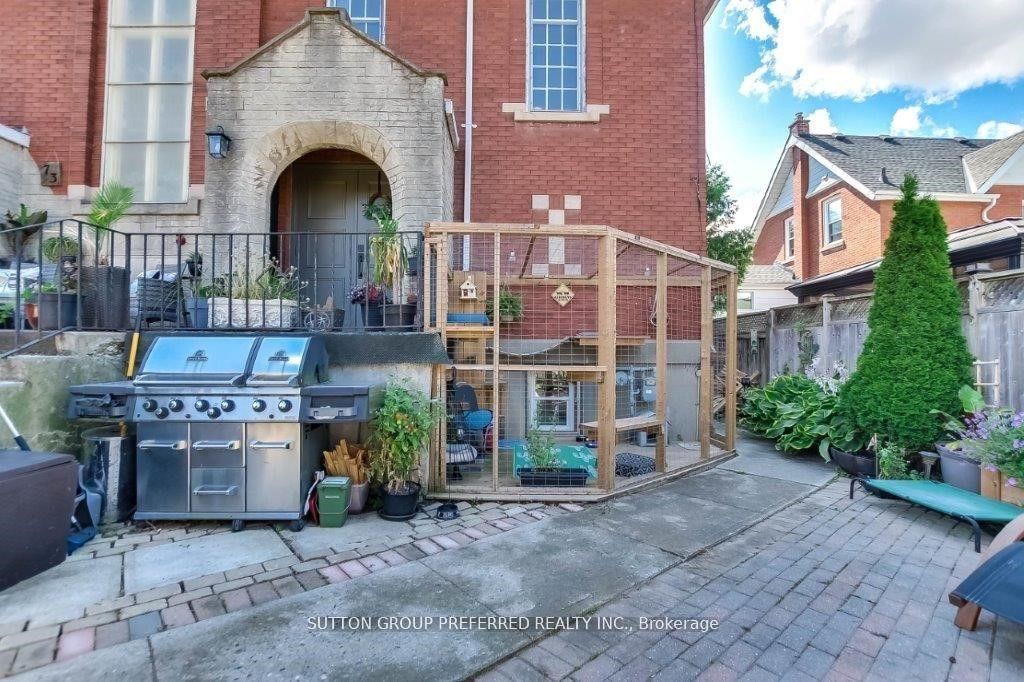 73 Fifth Avenue Property Photo 5