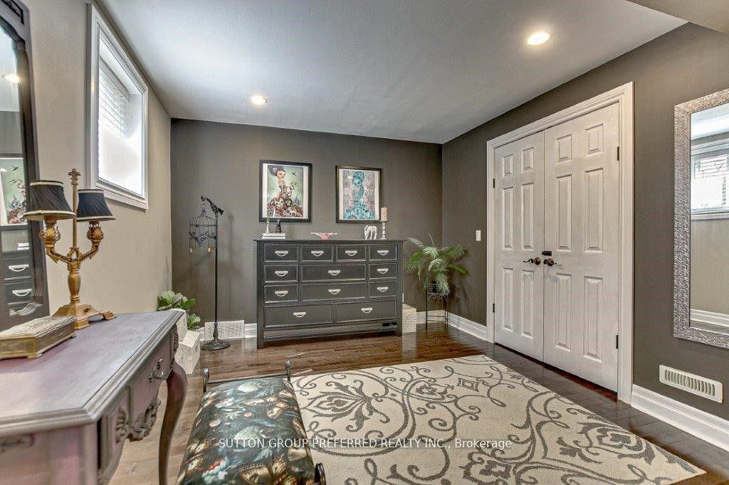 73 Fifth Avenue Property Photo 31