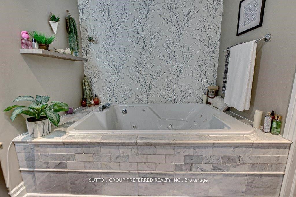 73 Fifth Avenue Property Photo 36