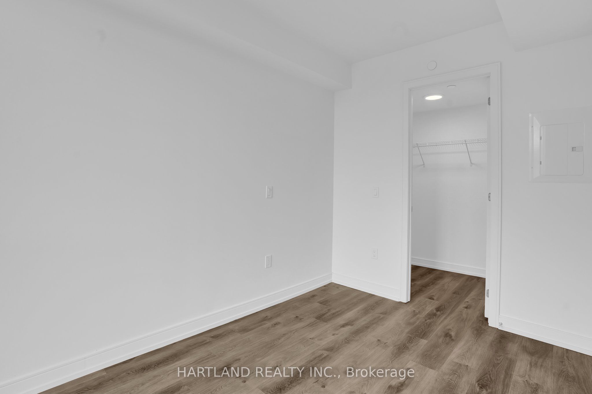 1 Jarvis Street 928 Property Photo 9