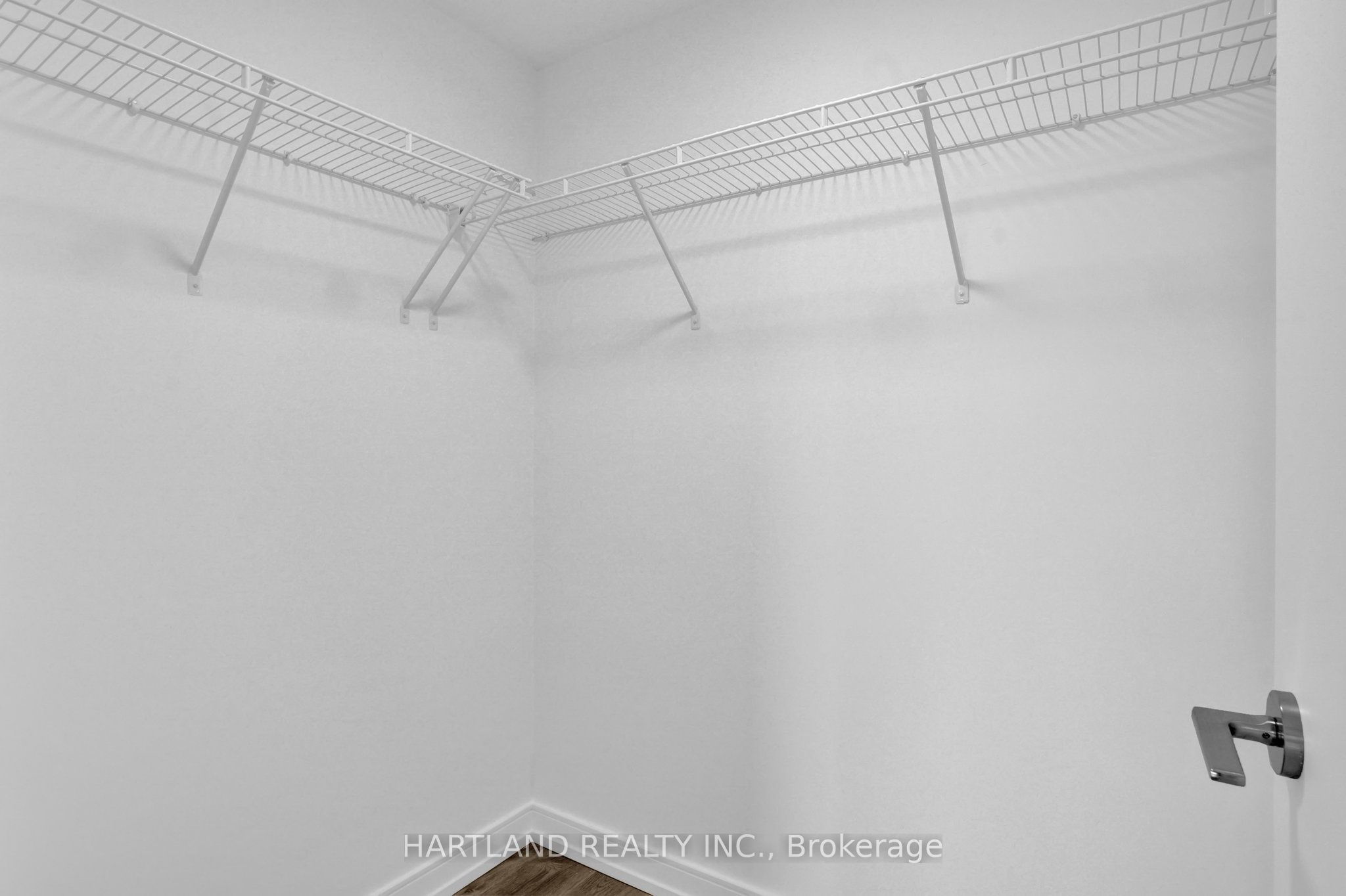 1 Jarvis Street 928 Property Photo 13