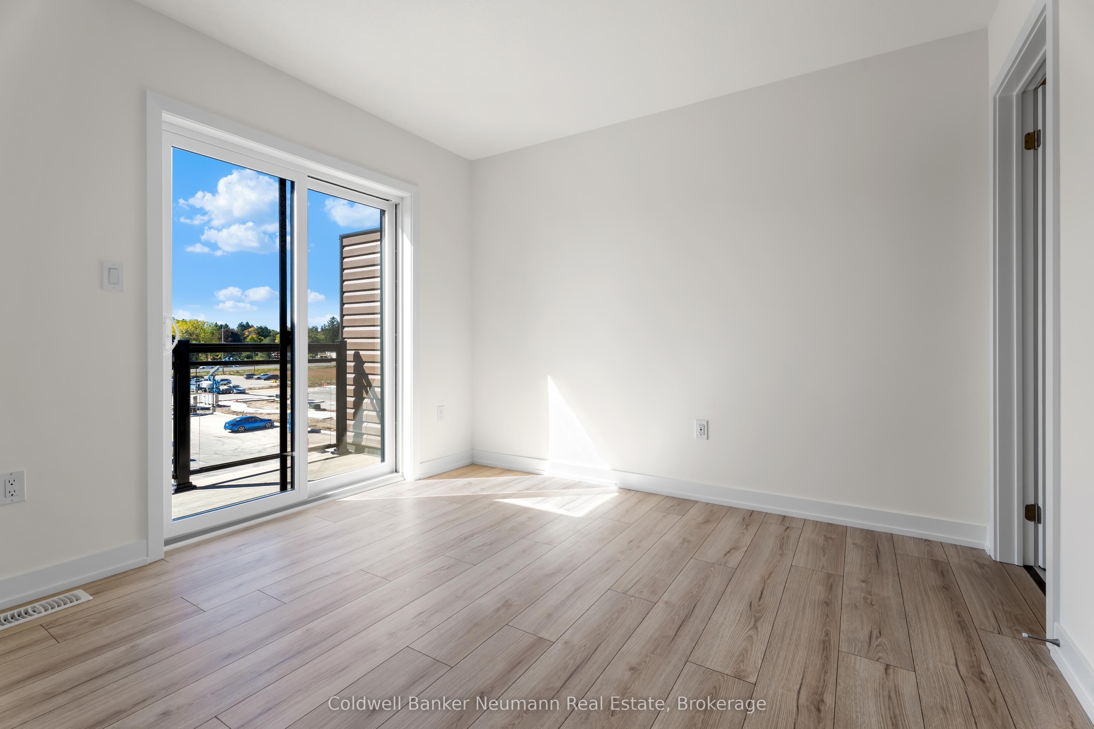 940 St David Street N 51 Property Photo 13