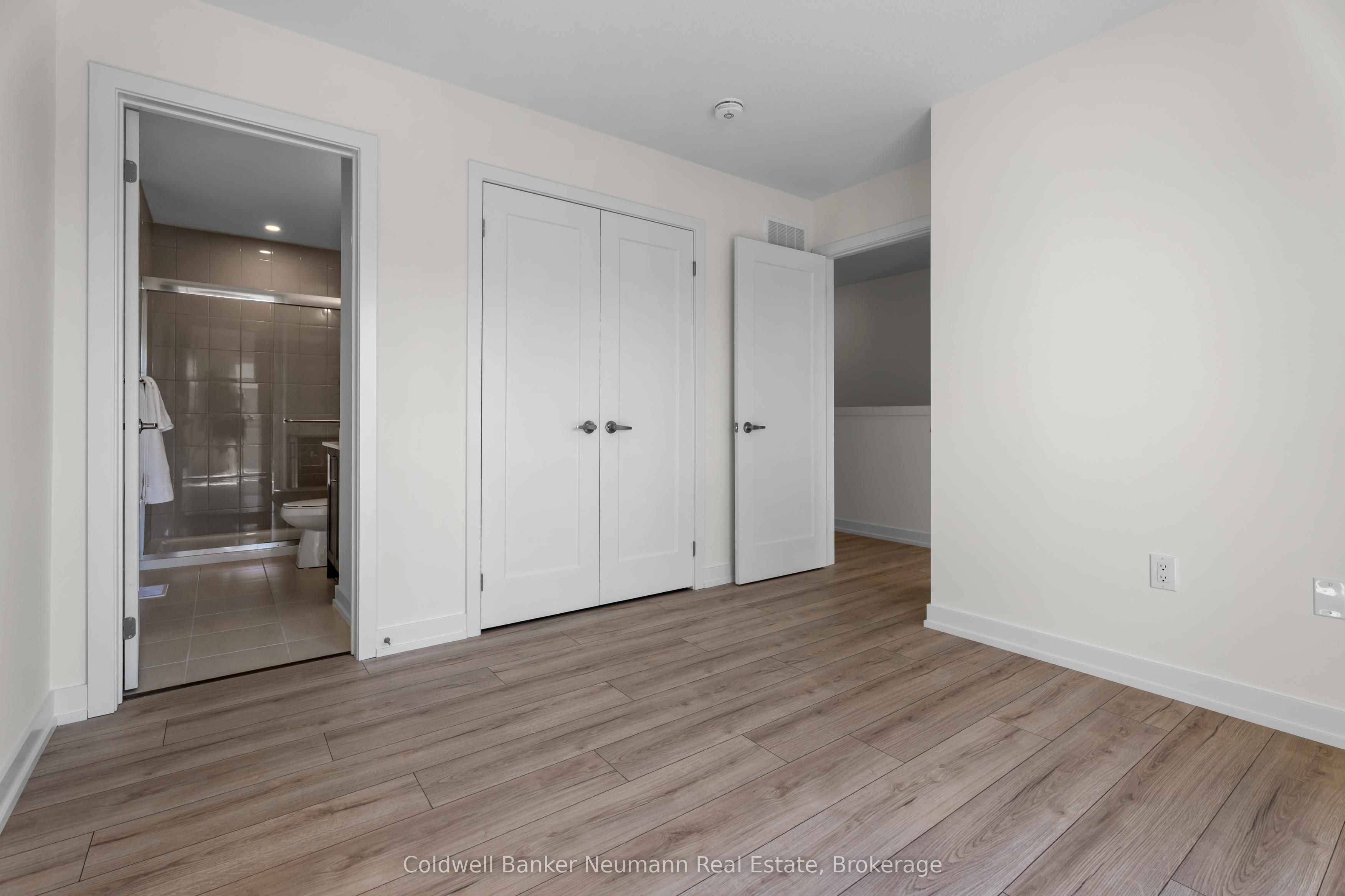 940 St David Street N 51 Property Photo 14