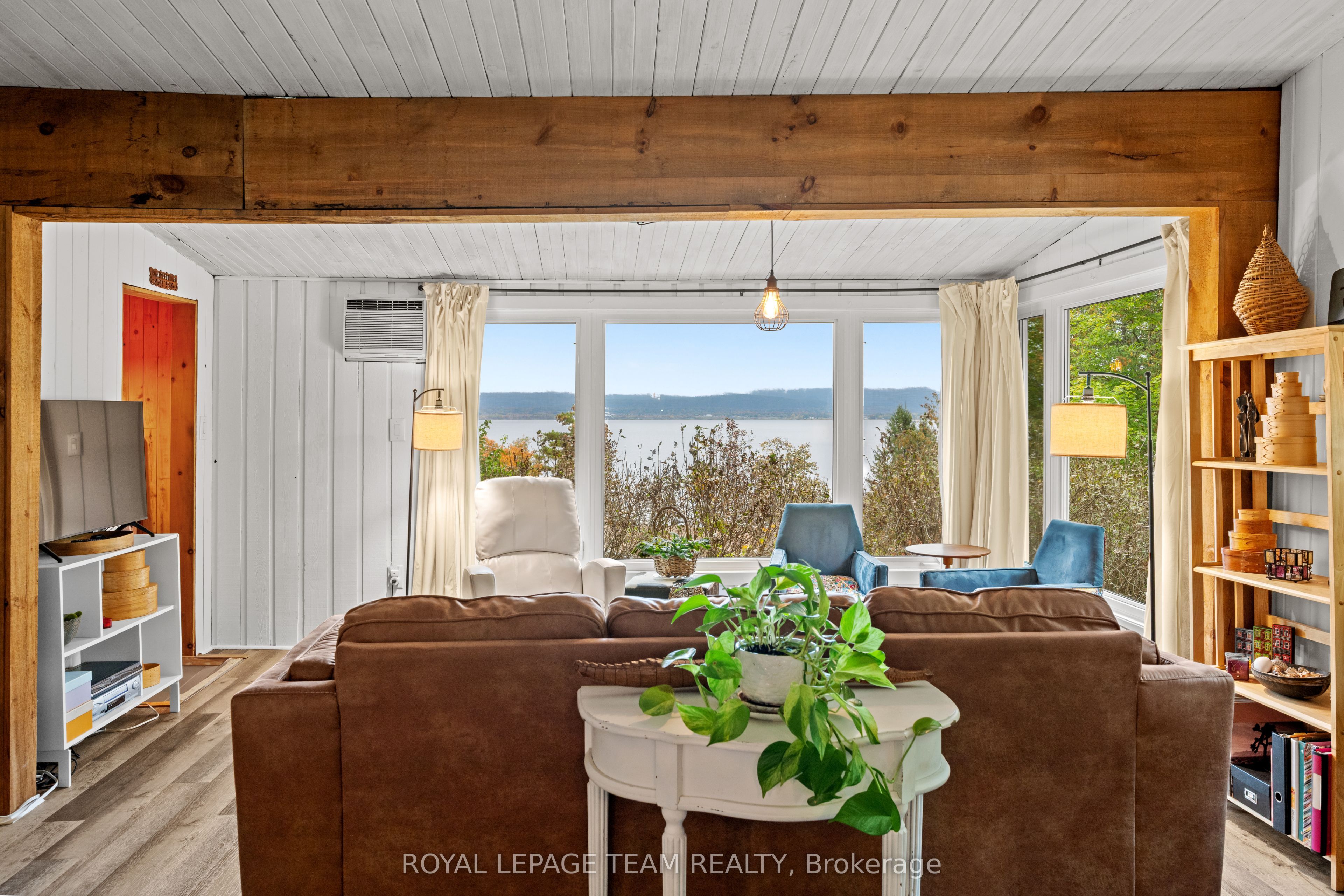 4819 Opeongo Road Property Photo 6