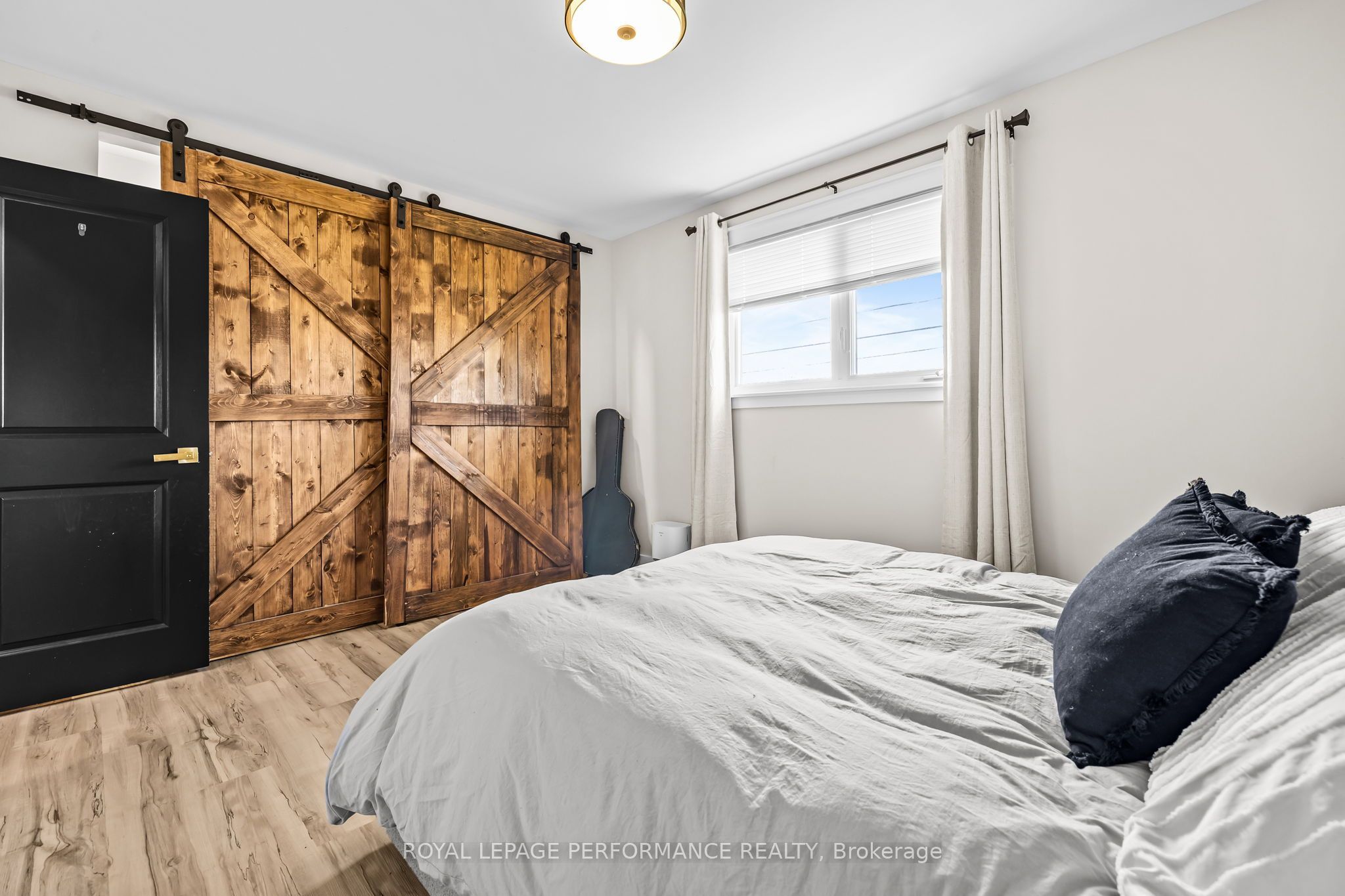 1897 Champlain Road Property Photo 16