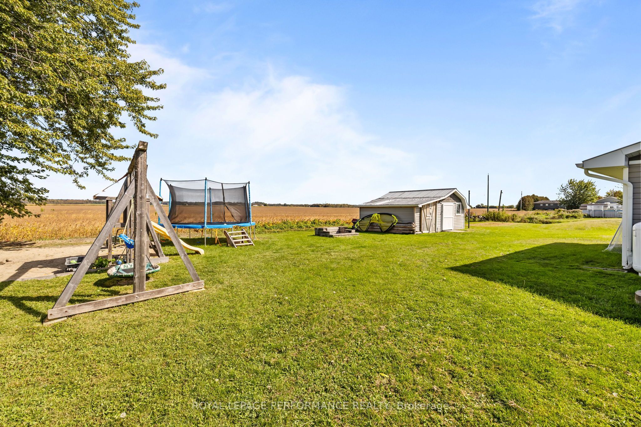 1897 Champlain Road Property Photo 34