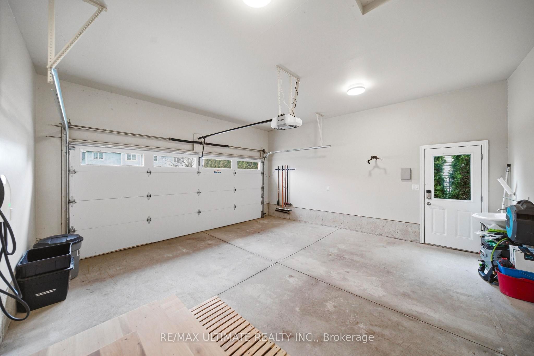 104 Brown Street Property Photo 23