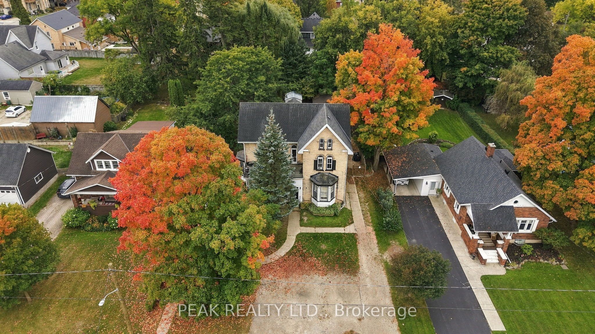 107 Cayley Street Property Photo 4