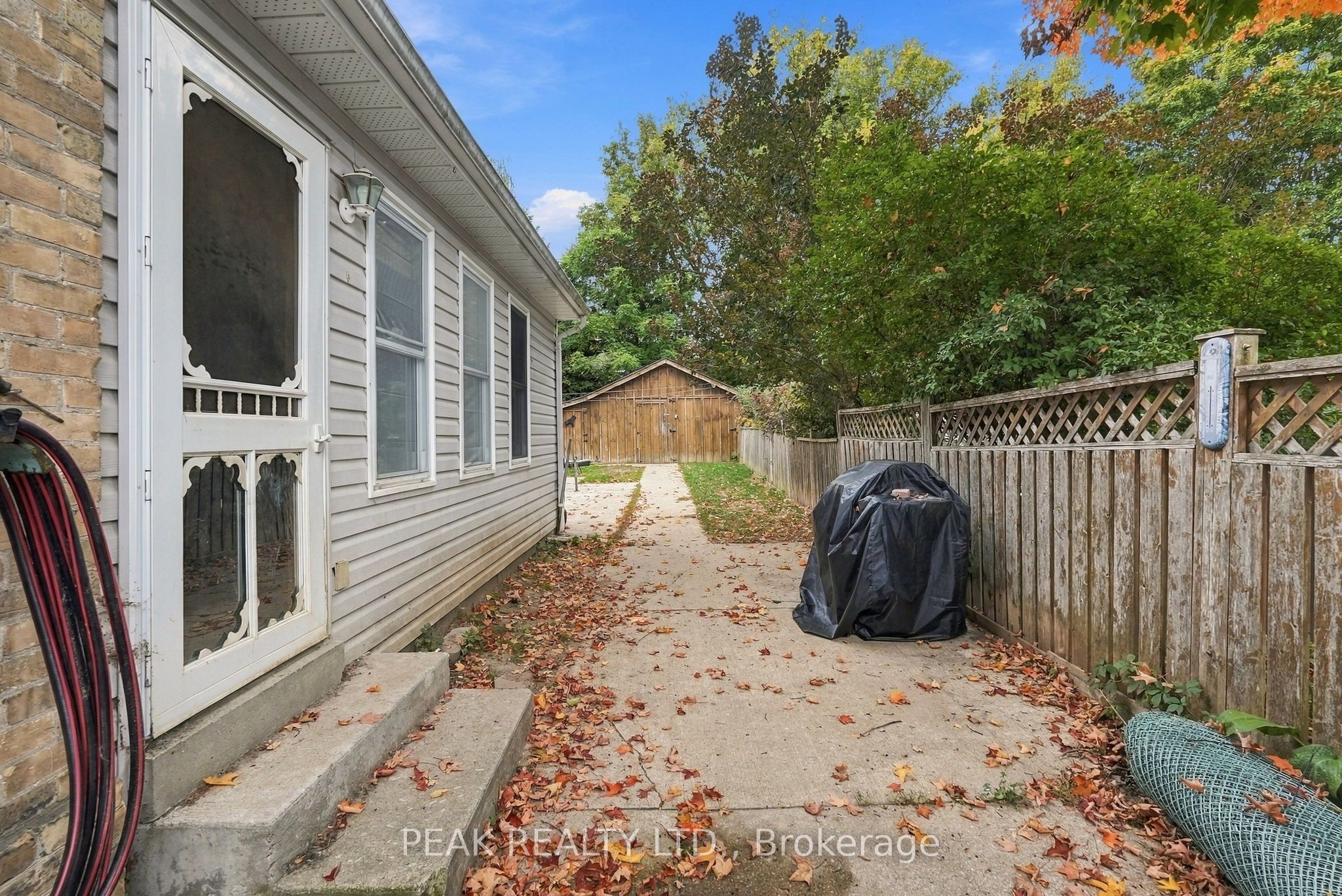 107 Cayley Street Property Photo 20