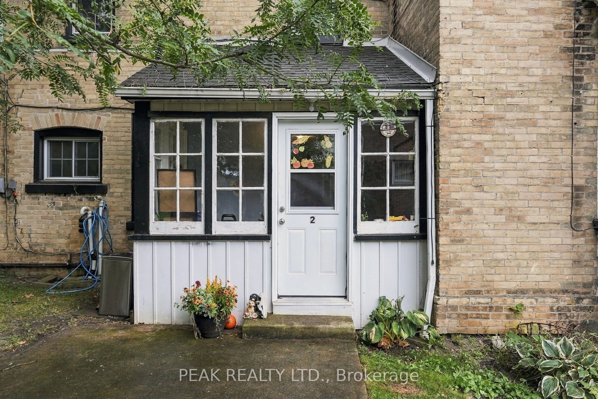 107 Cayley Street Property Photo 23