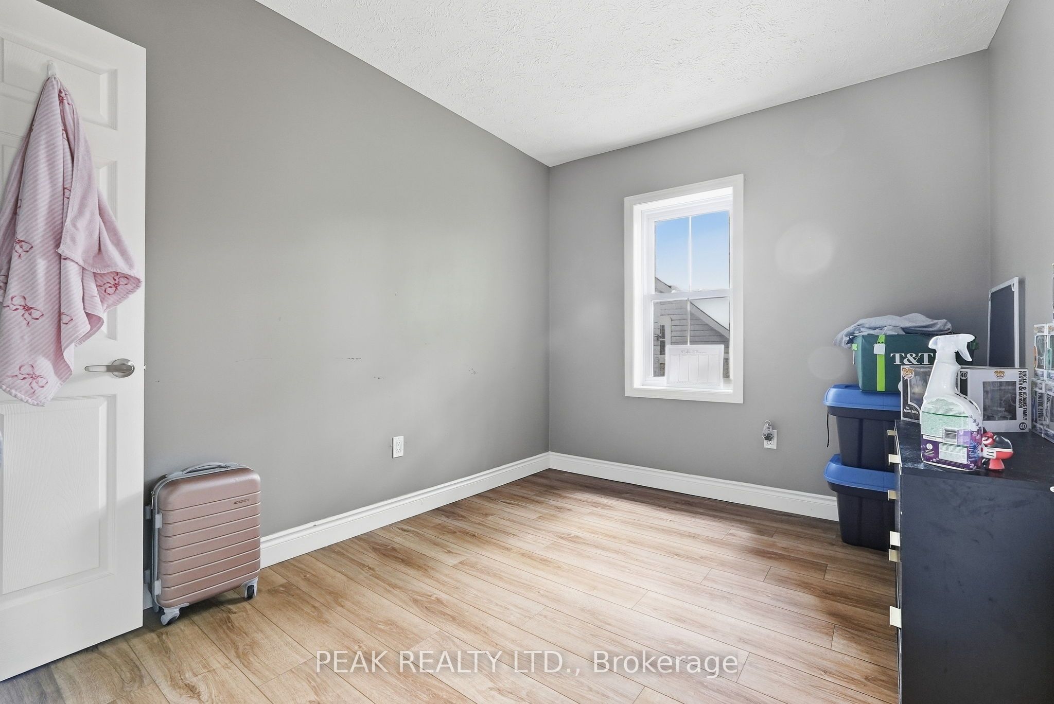 107 Cayley Street Property Photo 28