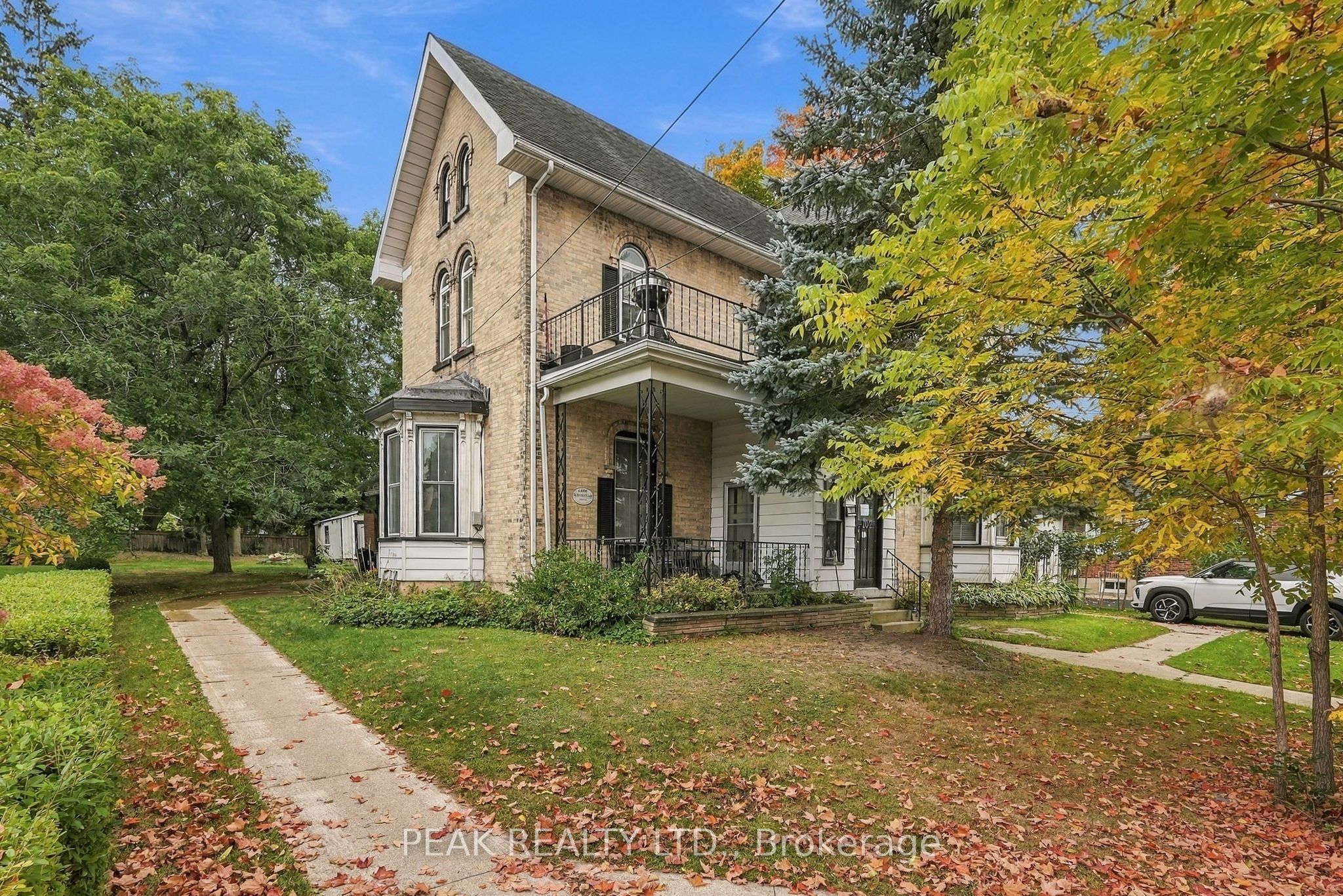 107 Cayley Street Property Photo 42