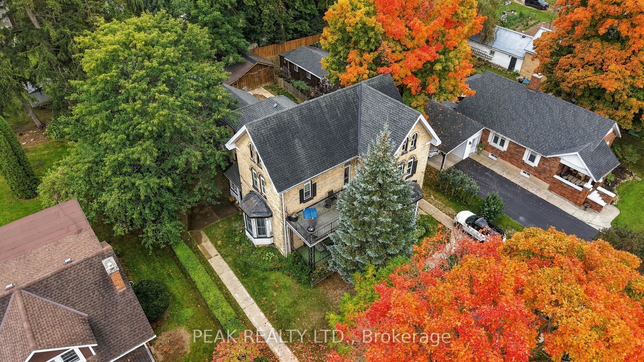 107 Cayley Street Property Photo 44