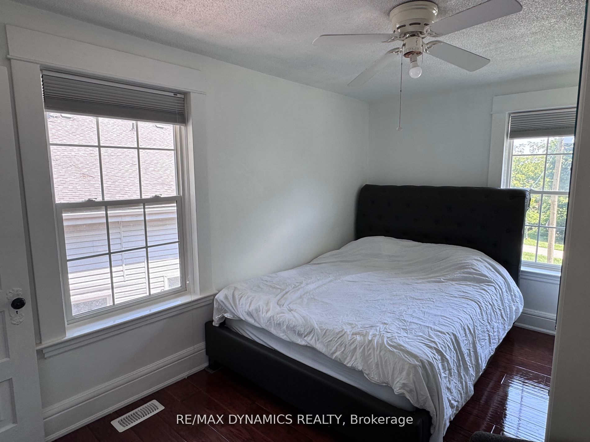 5463 Palmer Avenue Property Photo 15